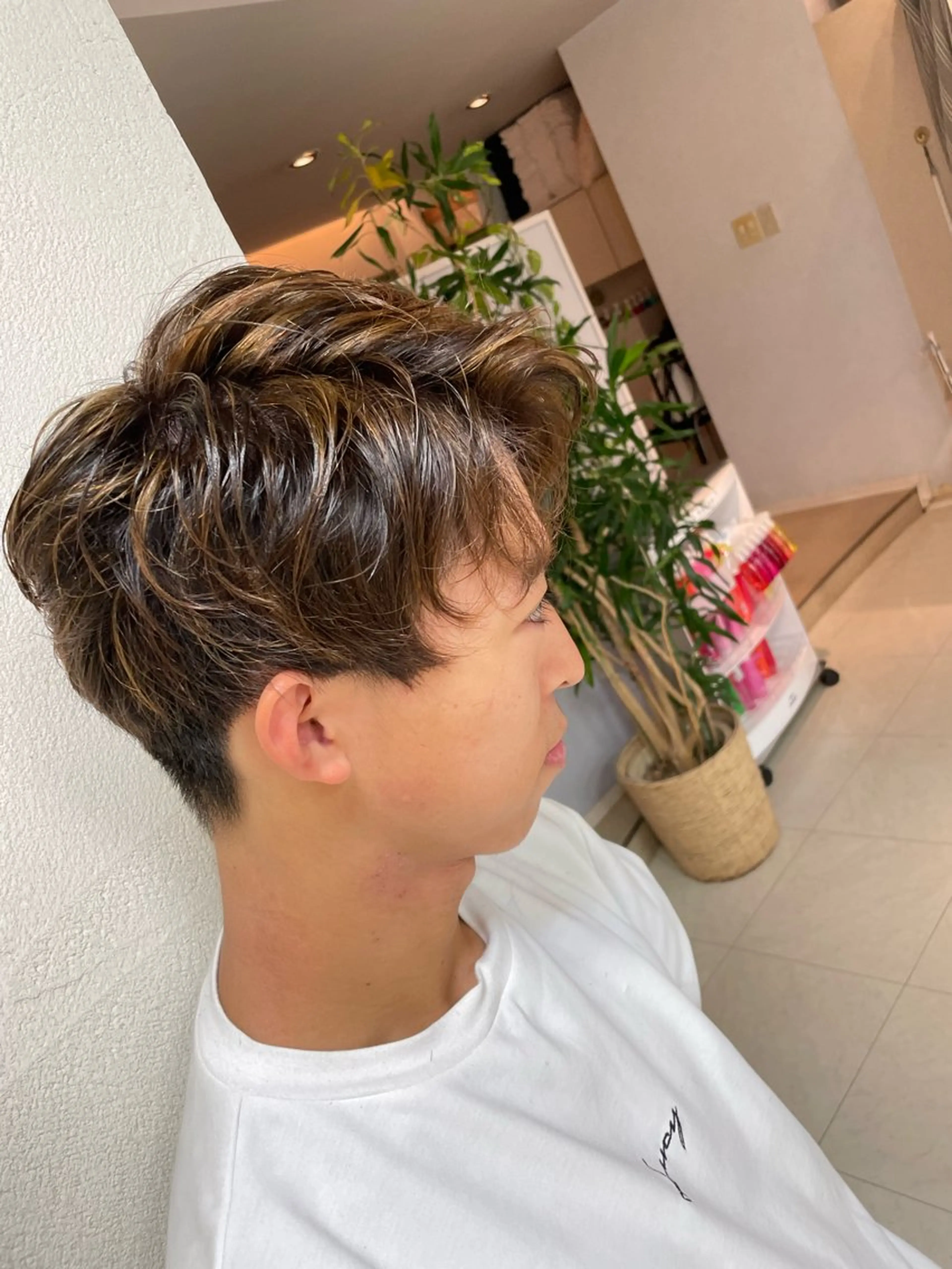 ショート カラー ハイライトカラー ハイライト 藤田 聖矢のヘアスタイル