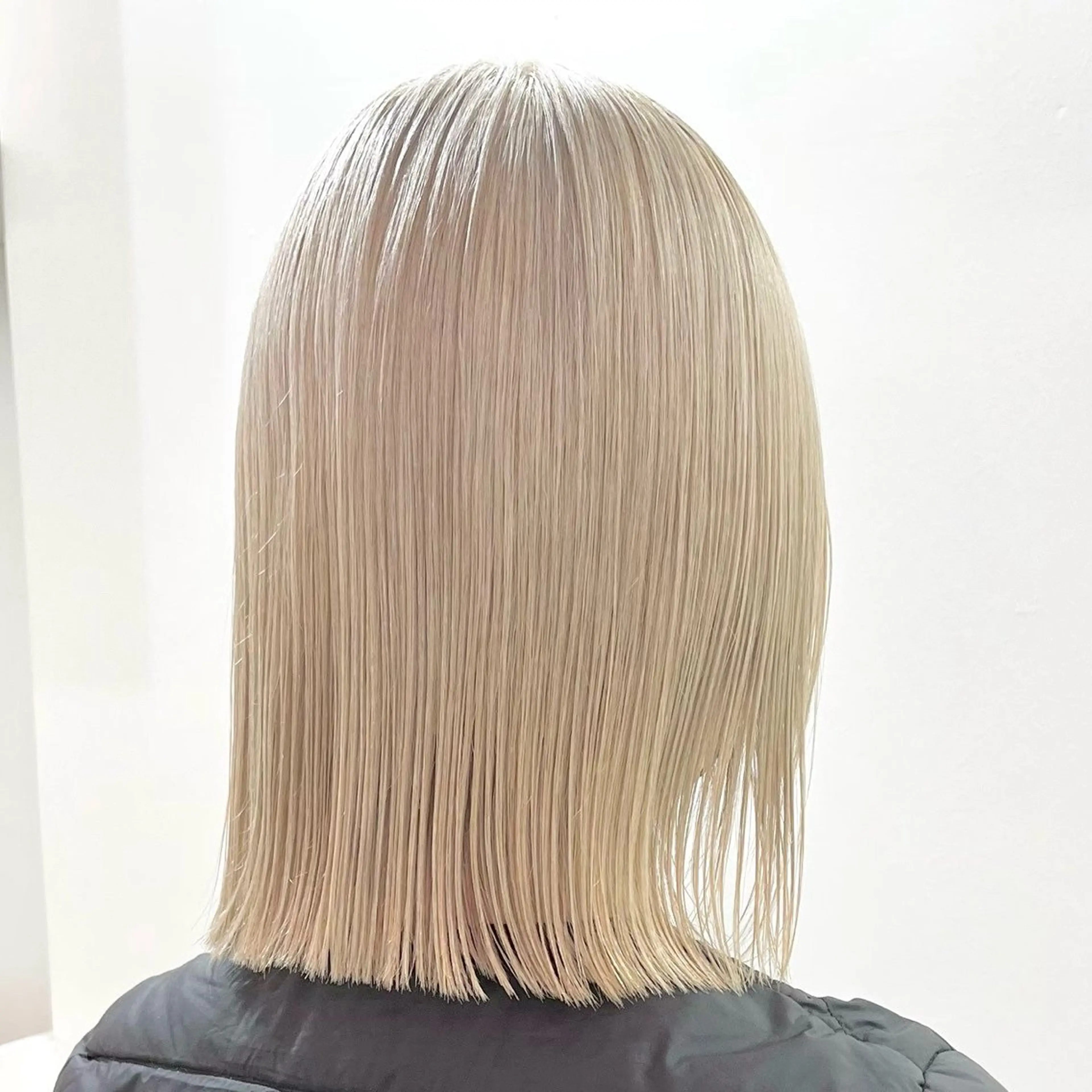 ミディアム カラー ヘアカラー トリートメント ヘアセット 🍎ハイトーン/ 透明感カラー🍎リオのヘアスタイル