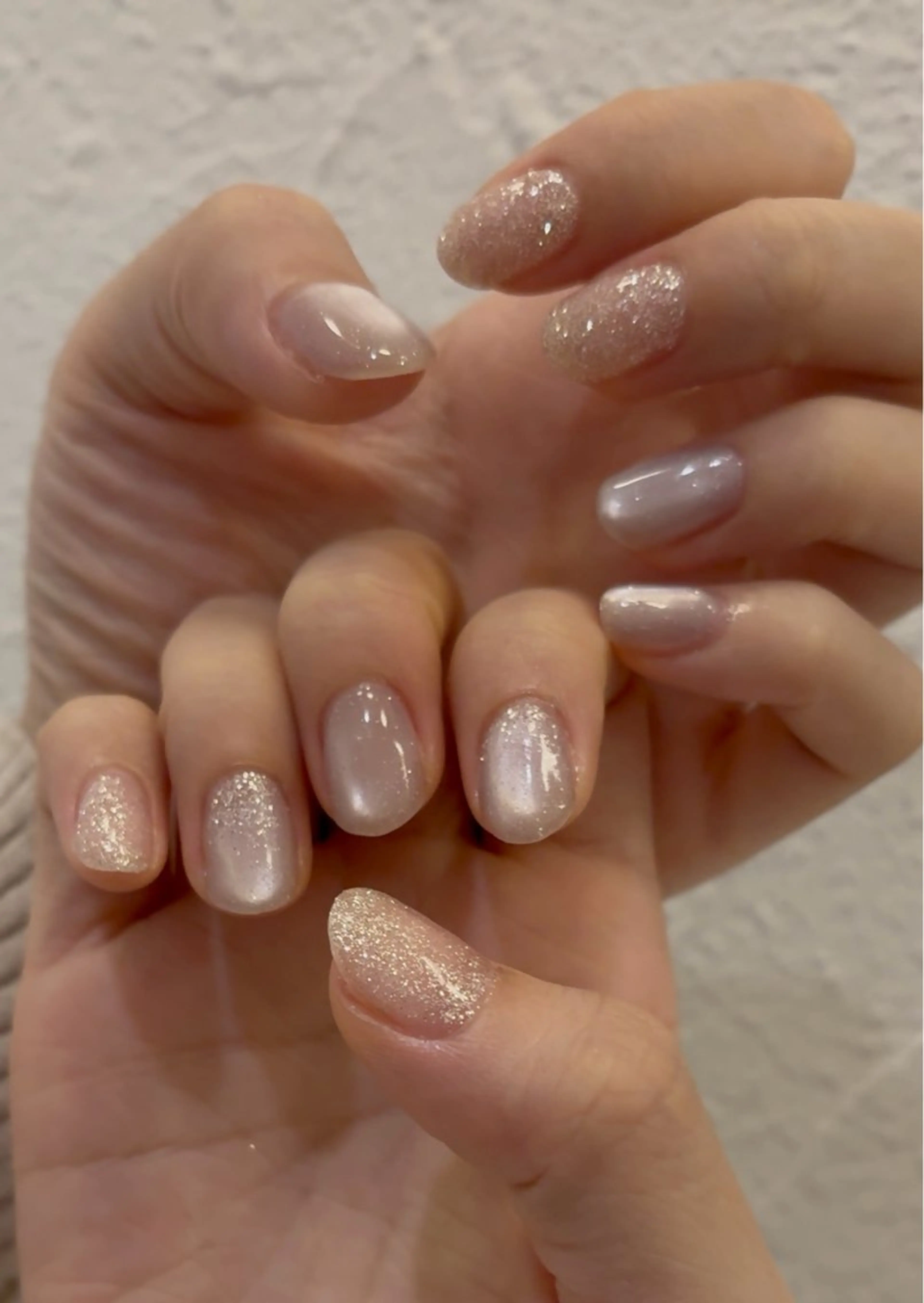 ネイル フラッシュネイル フラッシュマグ グラデーション ラメ(グリッター) ラメグラデーション ハンドネイル モンタナ nailのネイルデザイン