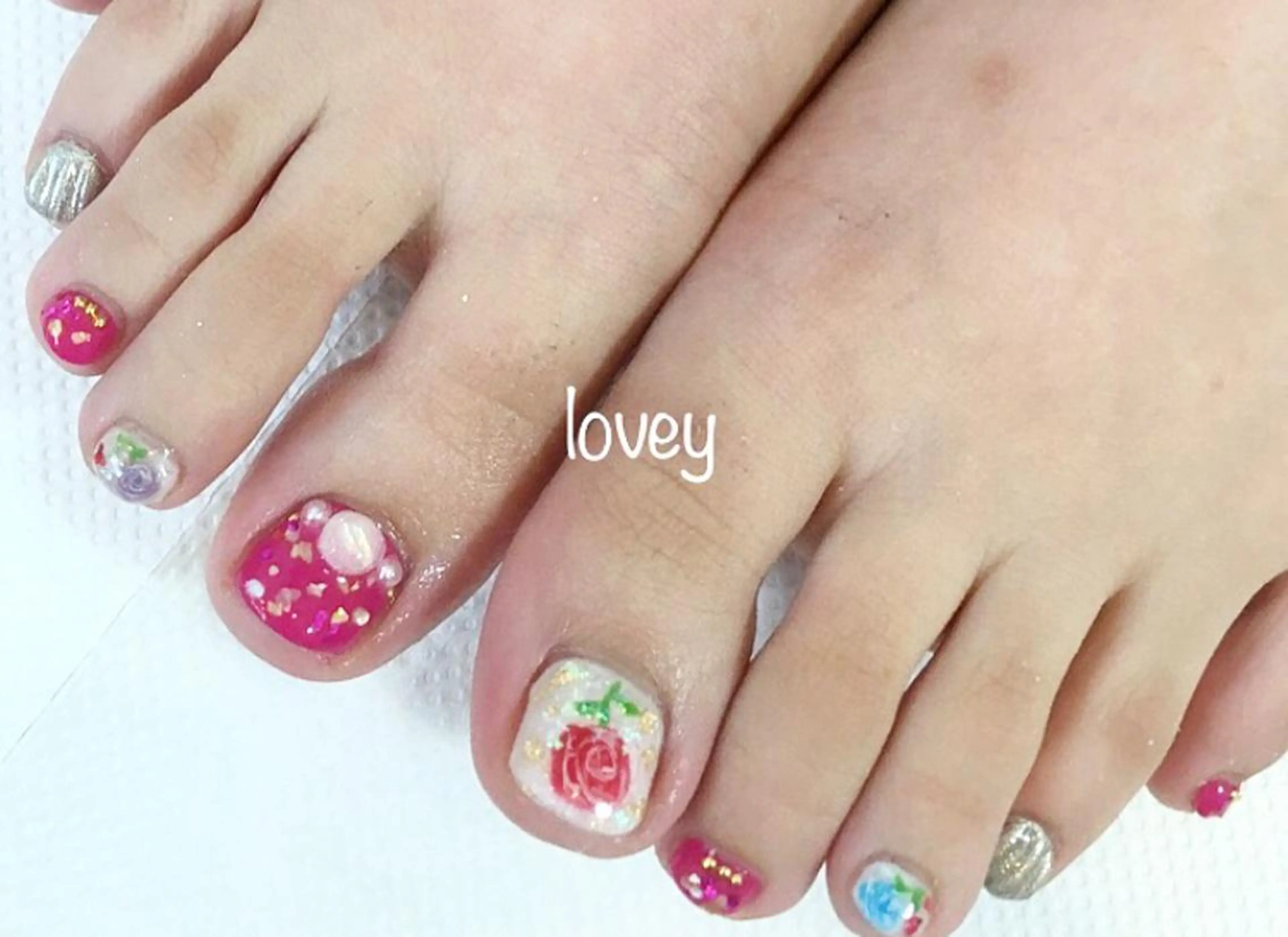 ネイル プライベートサロン loveyのネイルデザイン