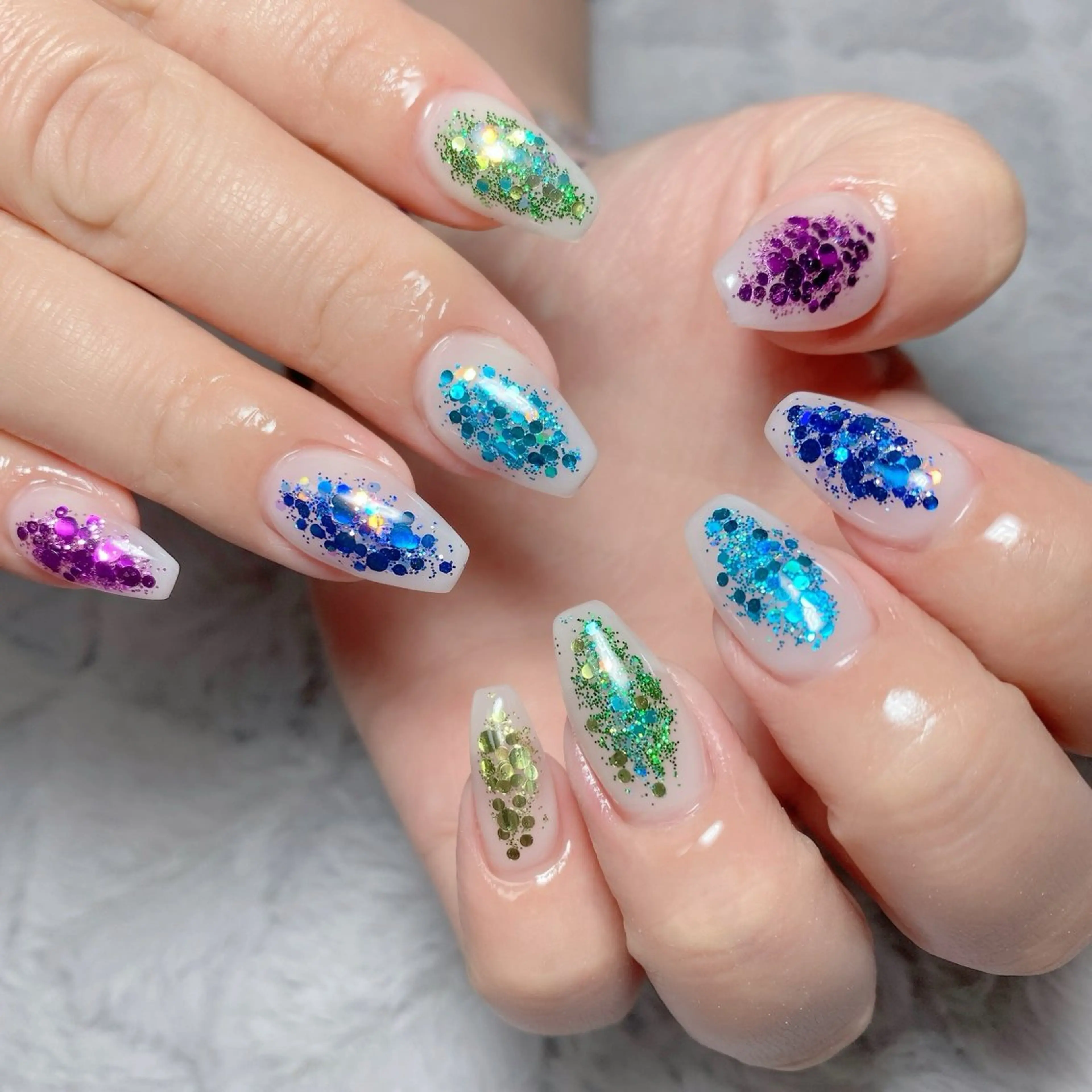 ネイル ホログラムネイル ハンドネイル B- nailのネイルデザイン