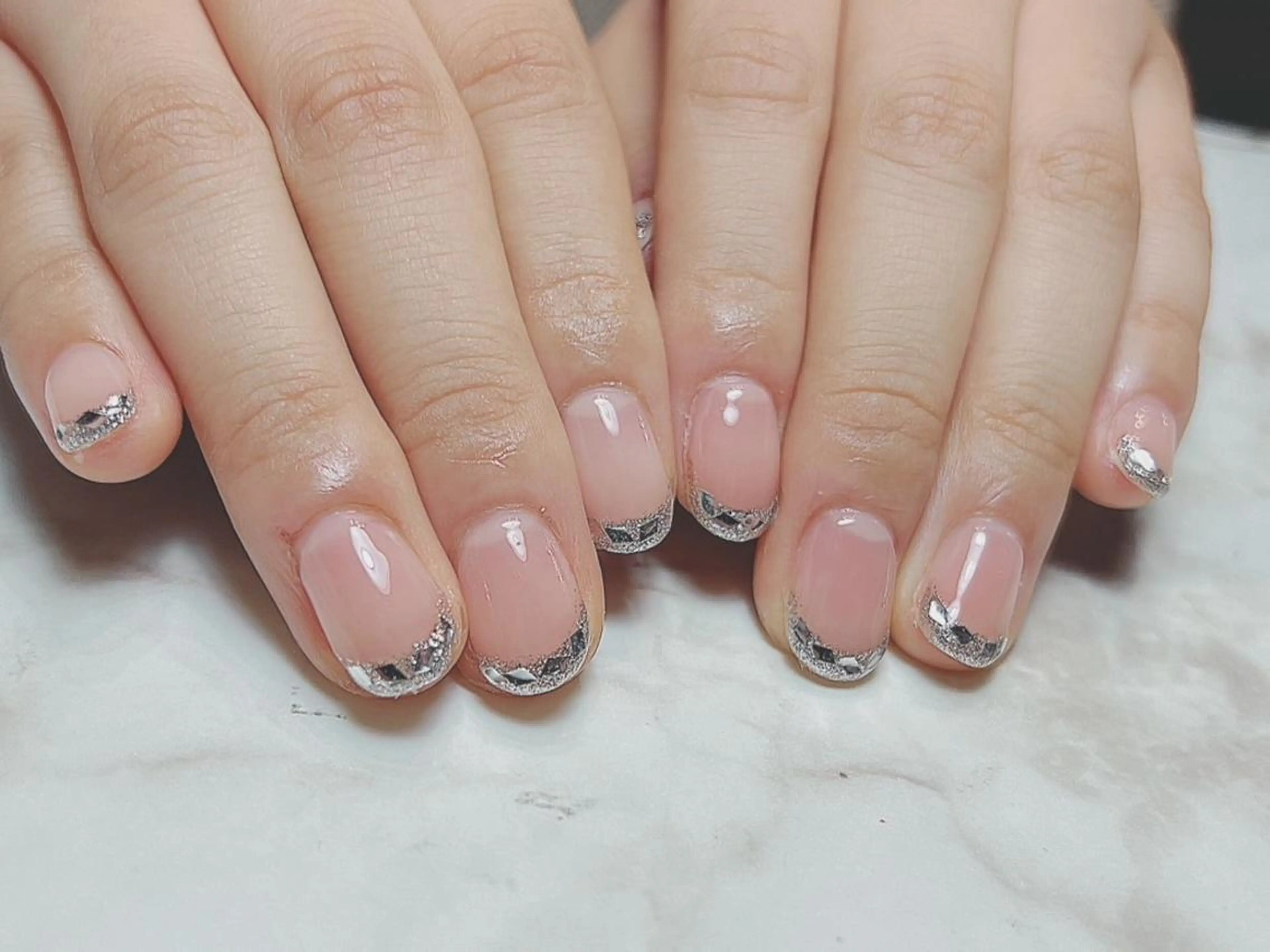 ネイル アートネイル ジェルネイル 持ち込み ニュアンスネイル パラジェル Nailist Honamiのネイルデザイン