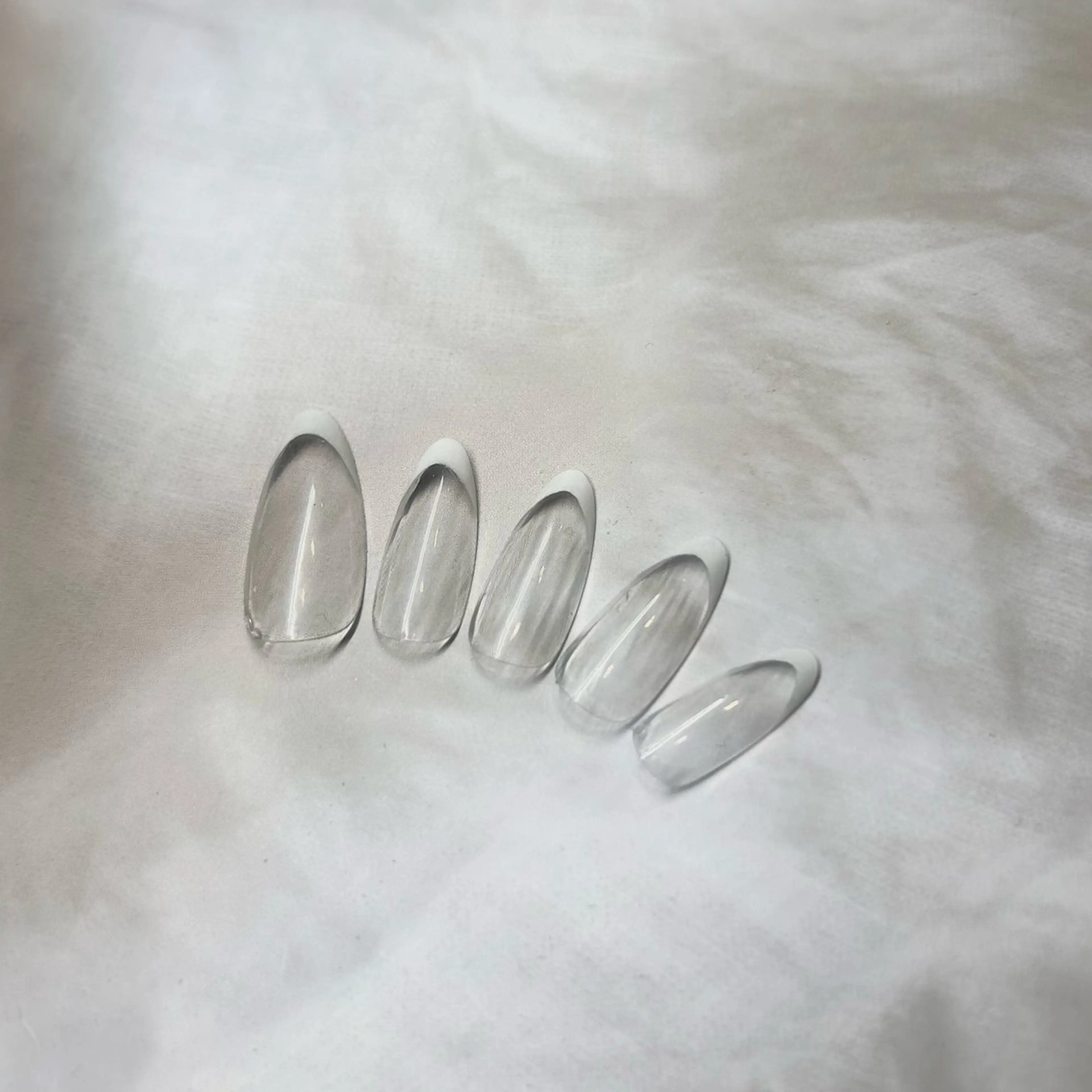 ネイル クリアネイル フレンチネイル ホワイト ハンドネイル Yamazaki amiのネイルデザイン