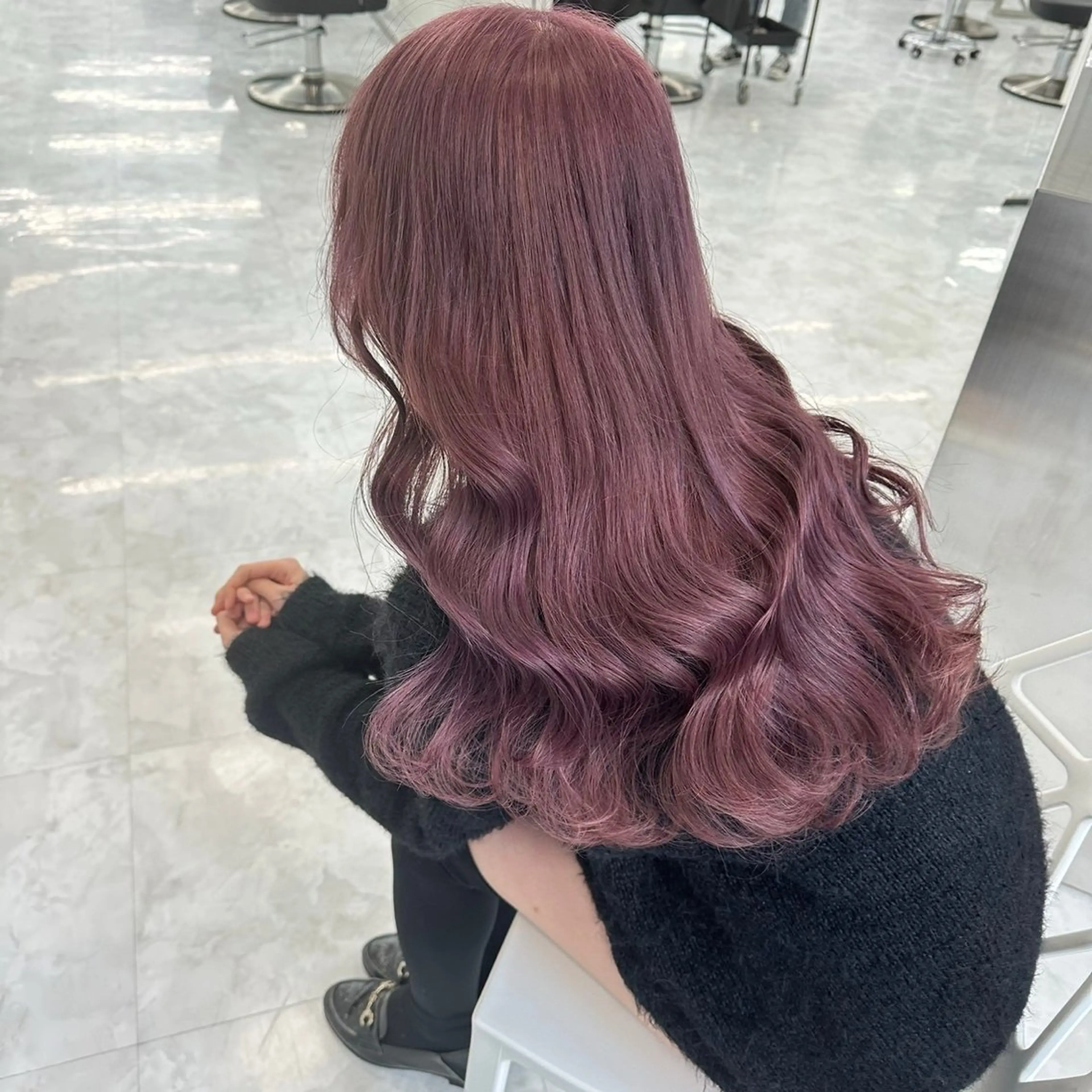 ロング カラー ヘアアレンジ ラベンダーカラー ピンクカラー ピンクラベンダー モテ髪💕ハイトーン ベージュ yuriaのヘアスタイル