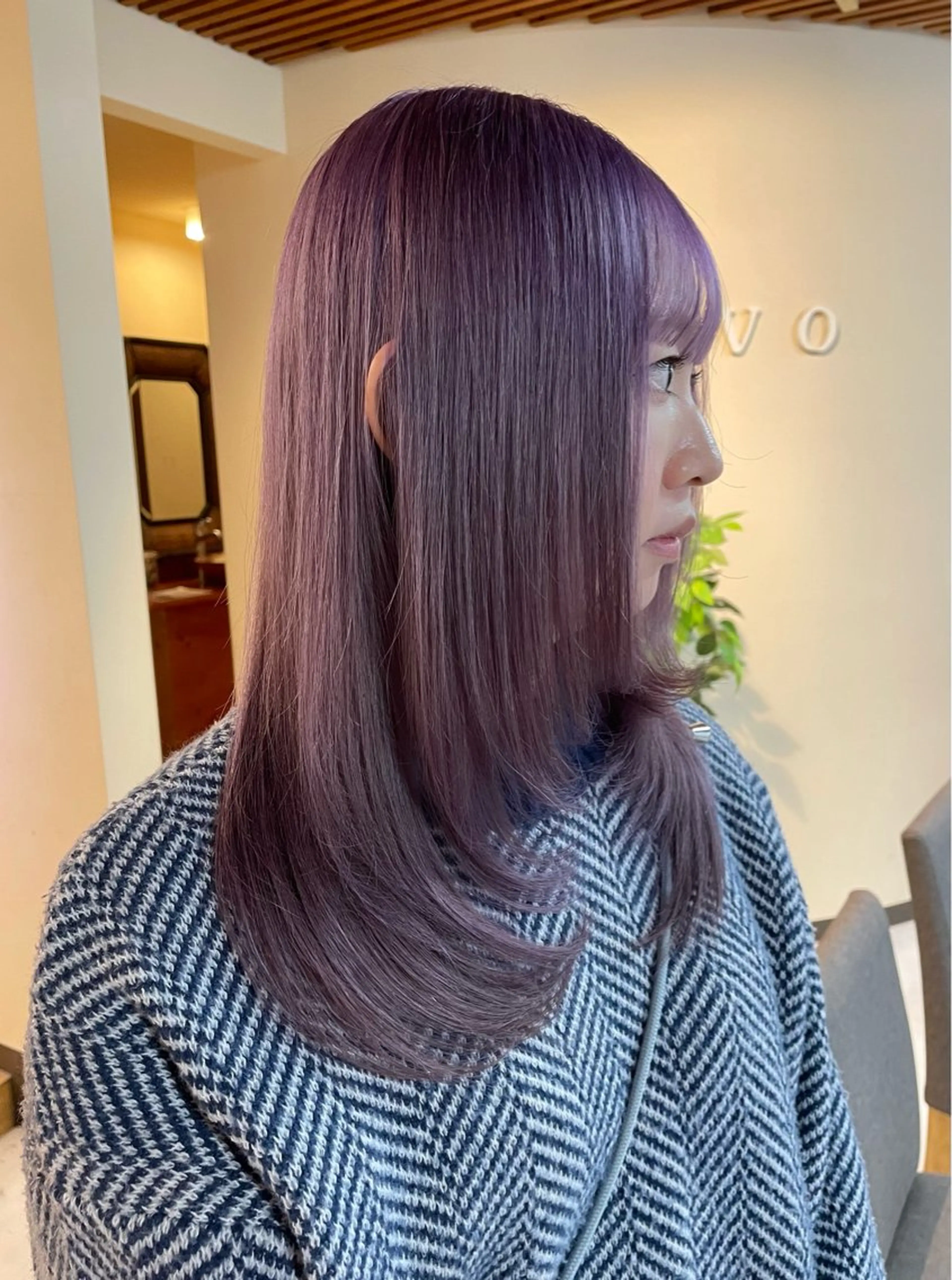 セミロング レイヤーカット 宮本 いぶきのヘアスタイル