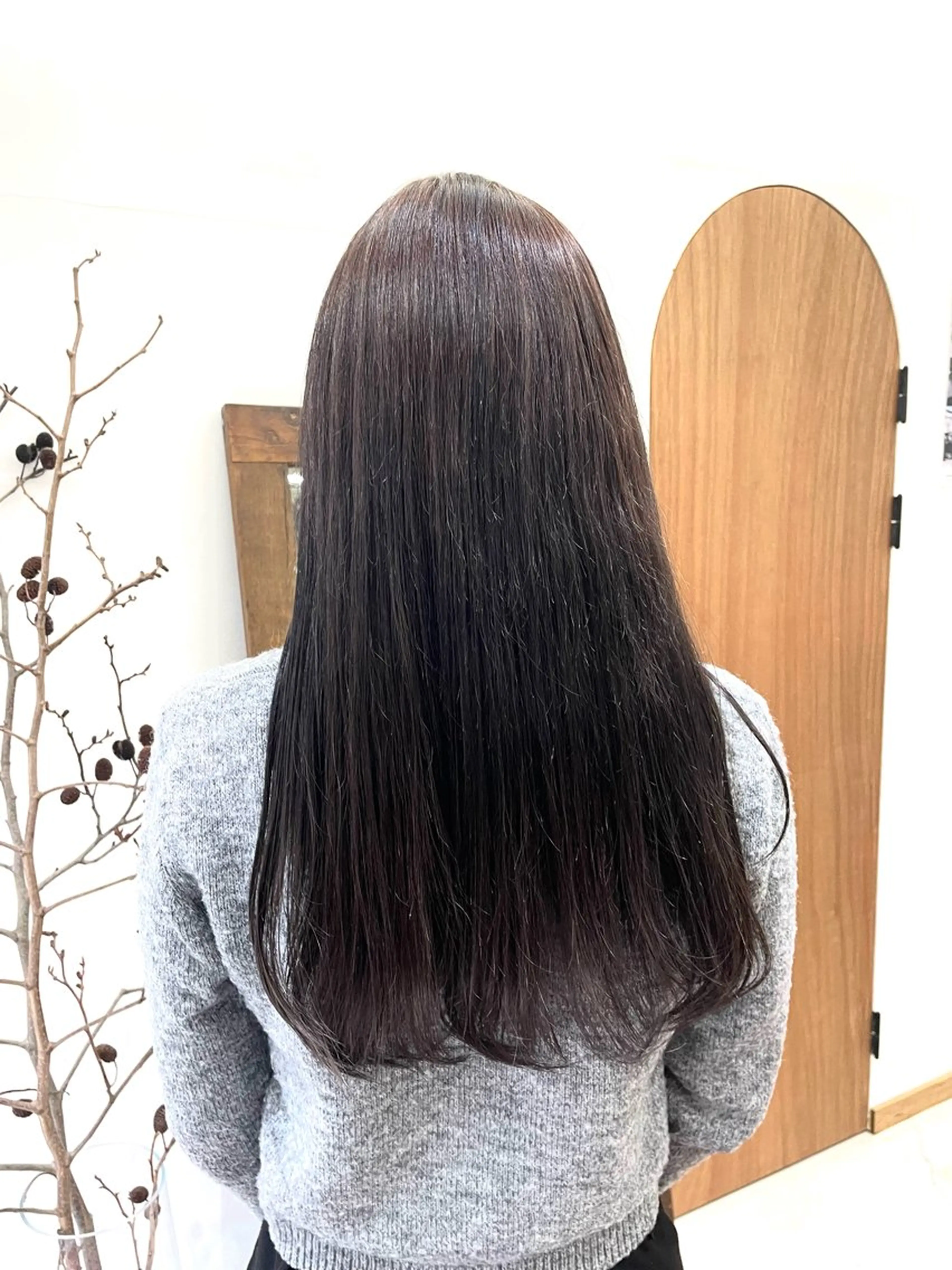 ロング カラー ブリーチ ダブルカラー グレージュ ブリーチなしカラー カット ヘアカラー 慎太朗/パーマ/ボブ /センターパートのヘアスタイル