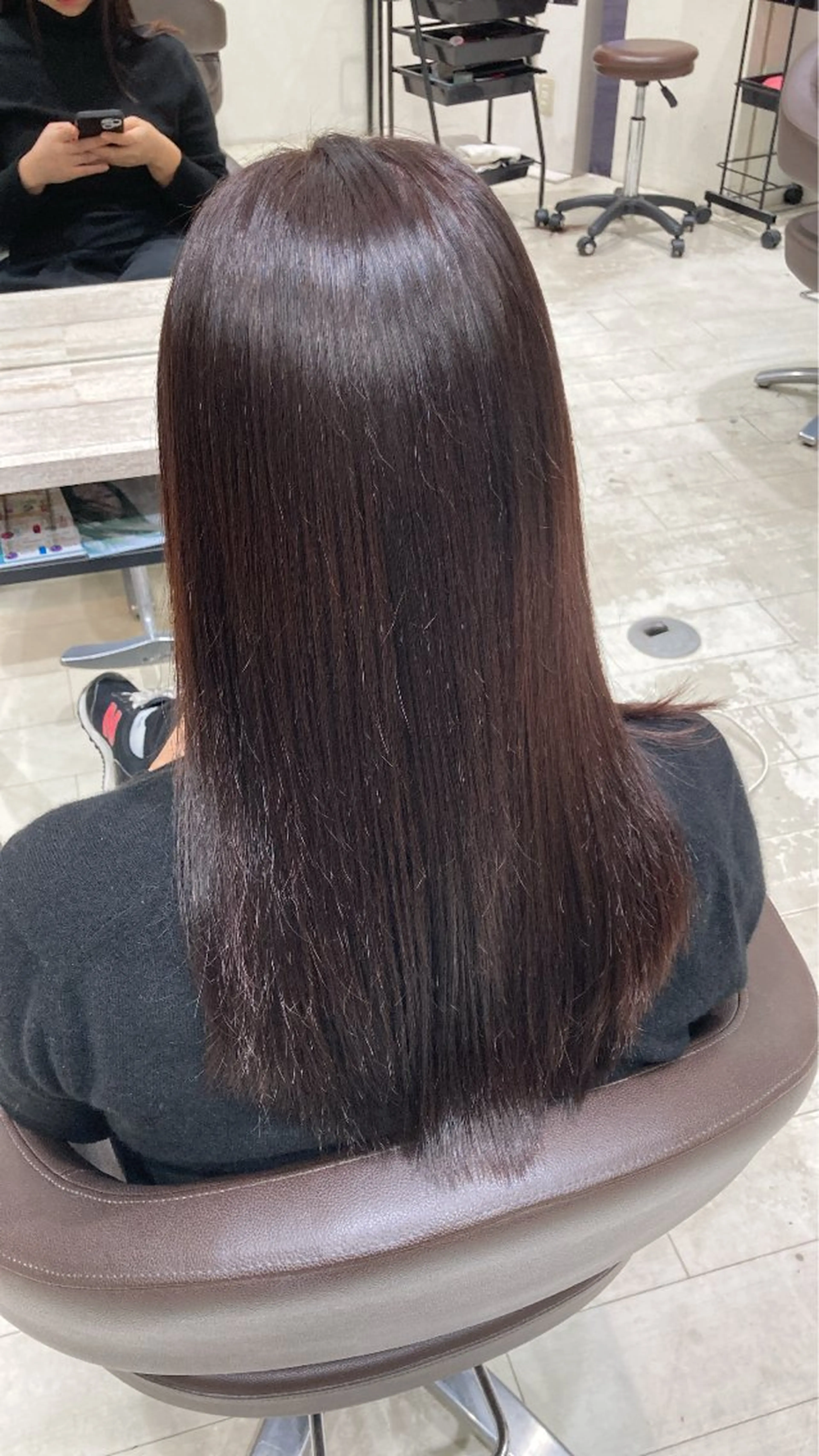 ロング ヘアカラー jolie fille 高石店所属・桧作 みくのヘアスタイル