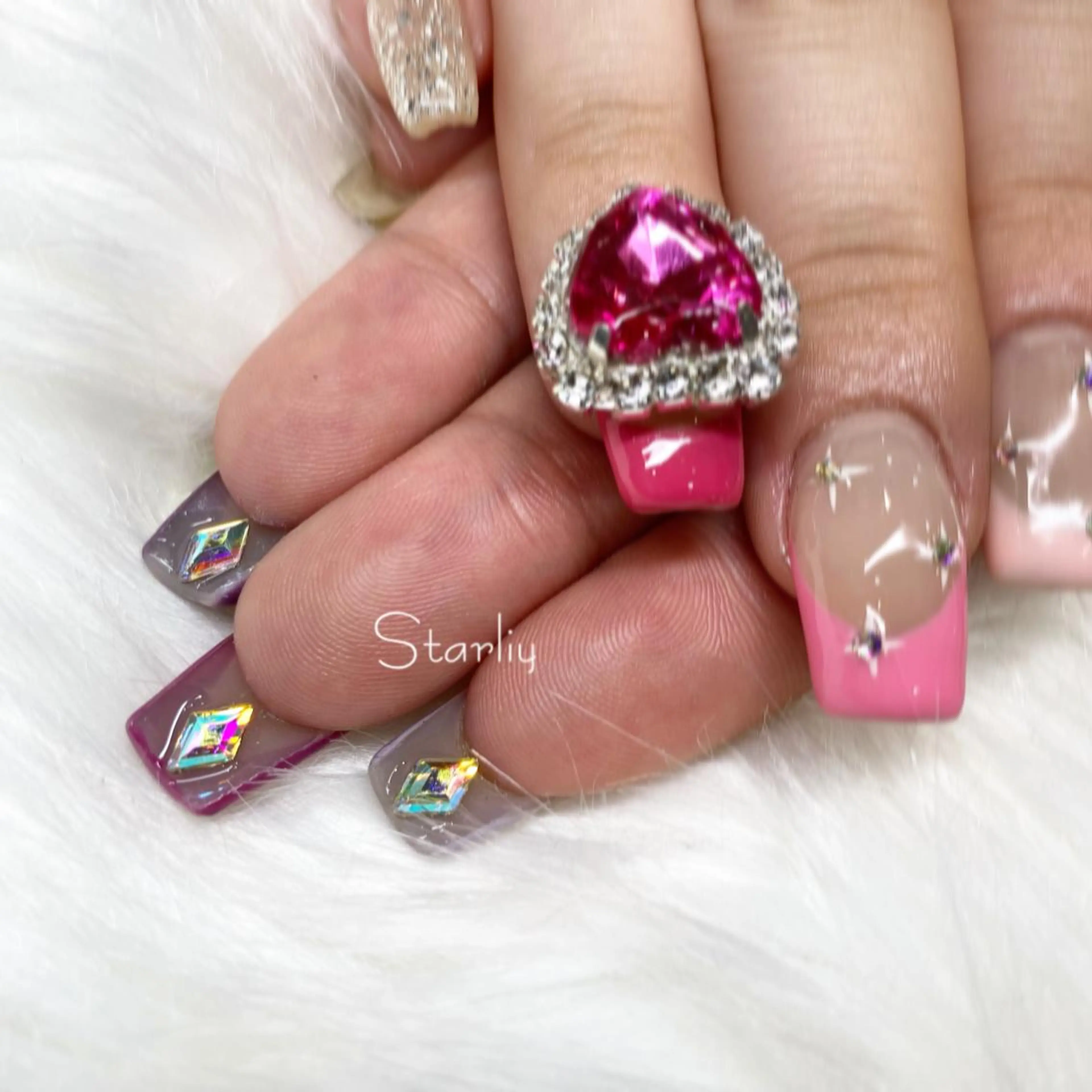 ネイル Starliy所属・~Starliy~ 三重県津市のネイルデザイン
