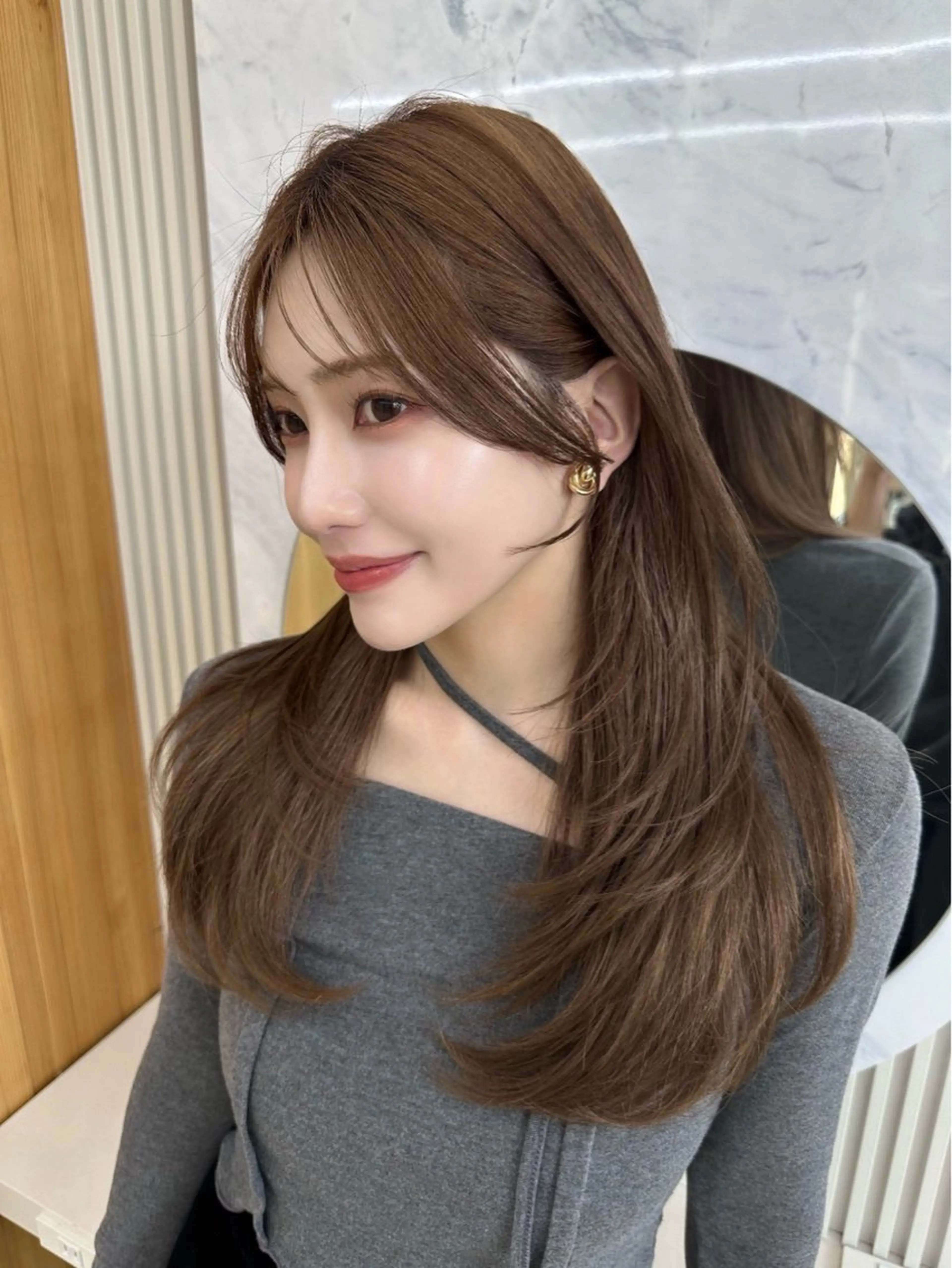 セミロング カラー 韓国くびれヘア 顔まわり新宿/さやかのヘアスタイル