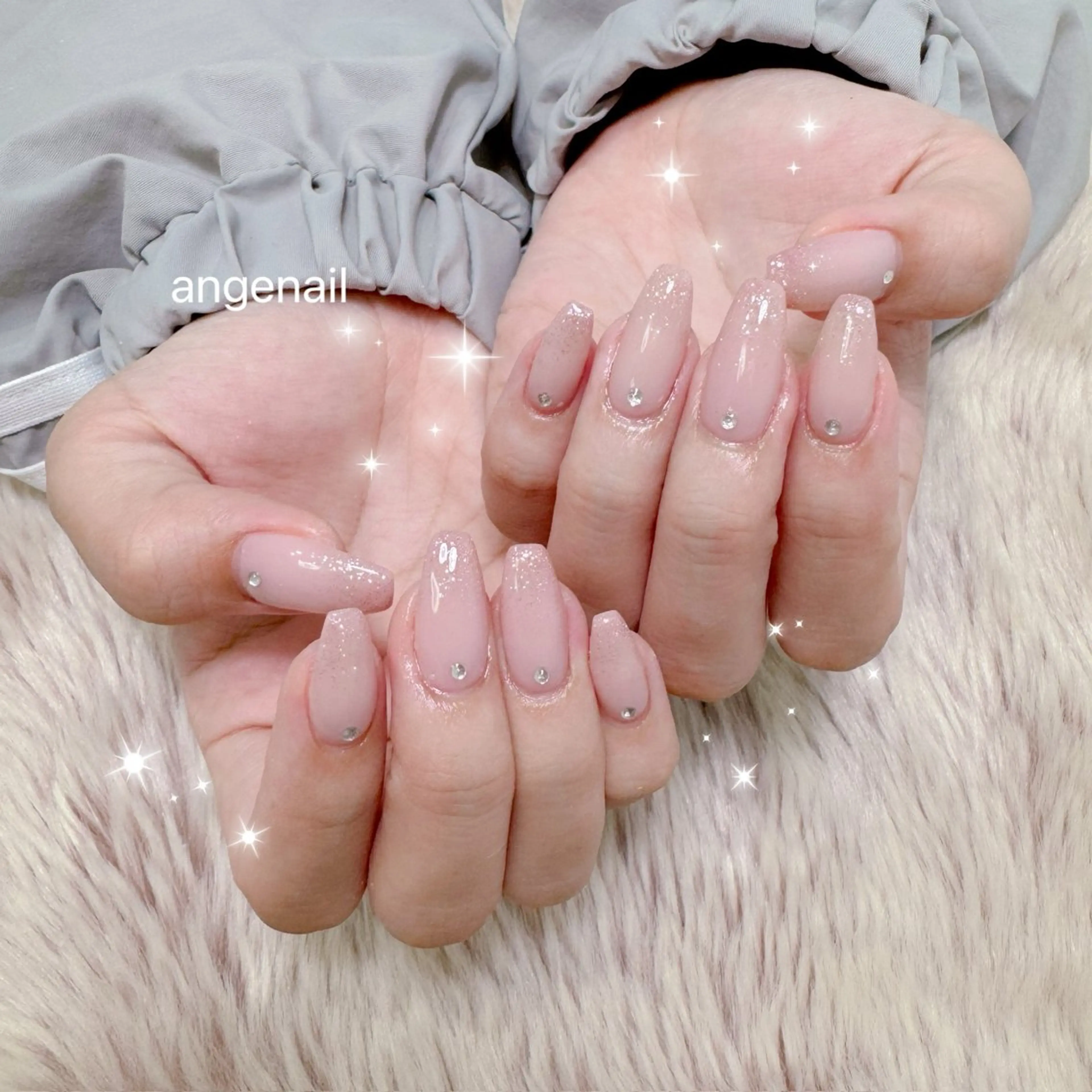 ネイル ハンドネイル オーナーネイリスト MAKIのネイルデザイン