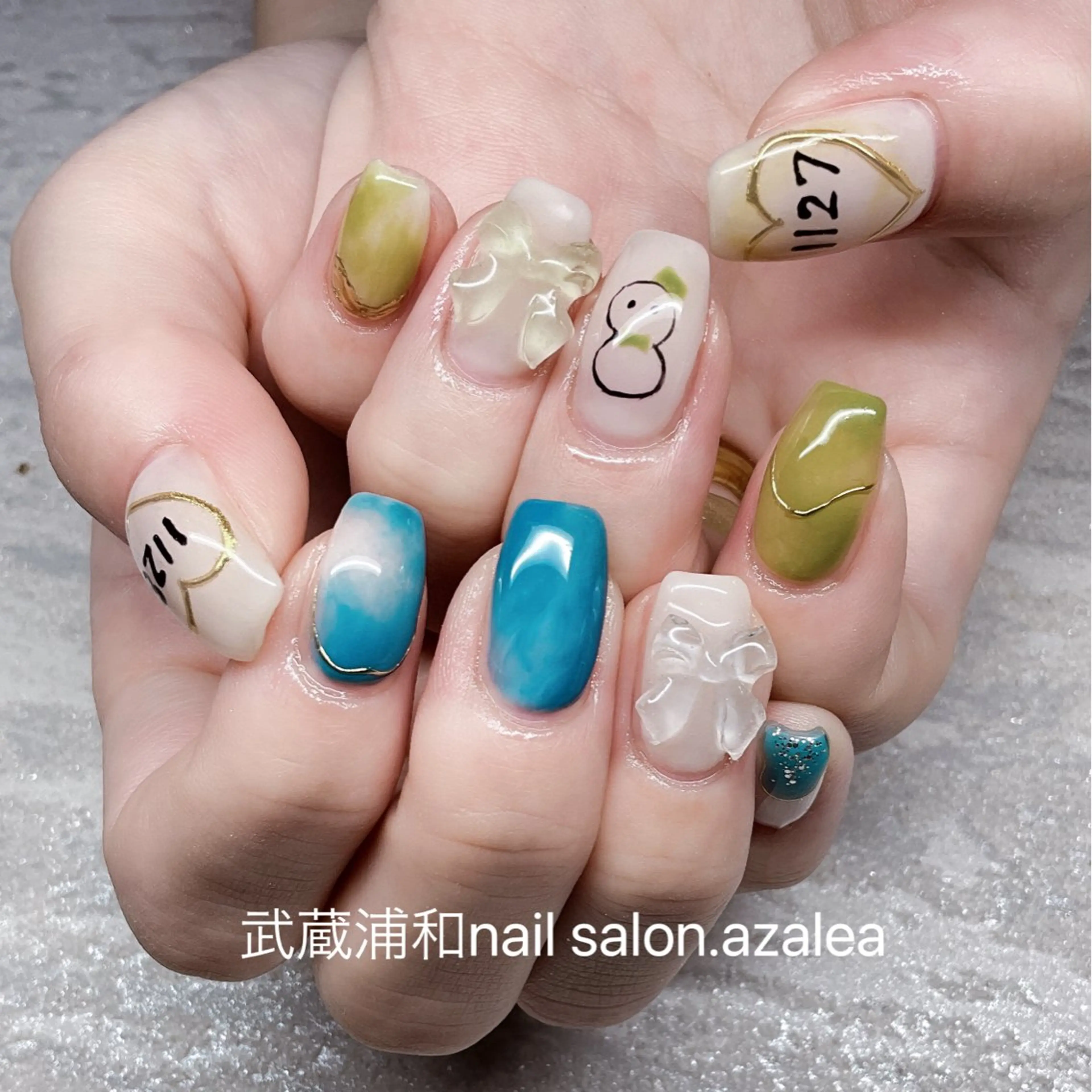 ネイル ハンドネイル R inのネイルデザイン