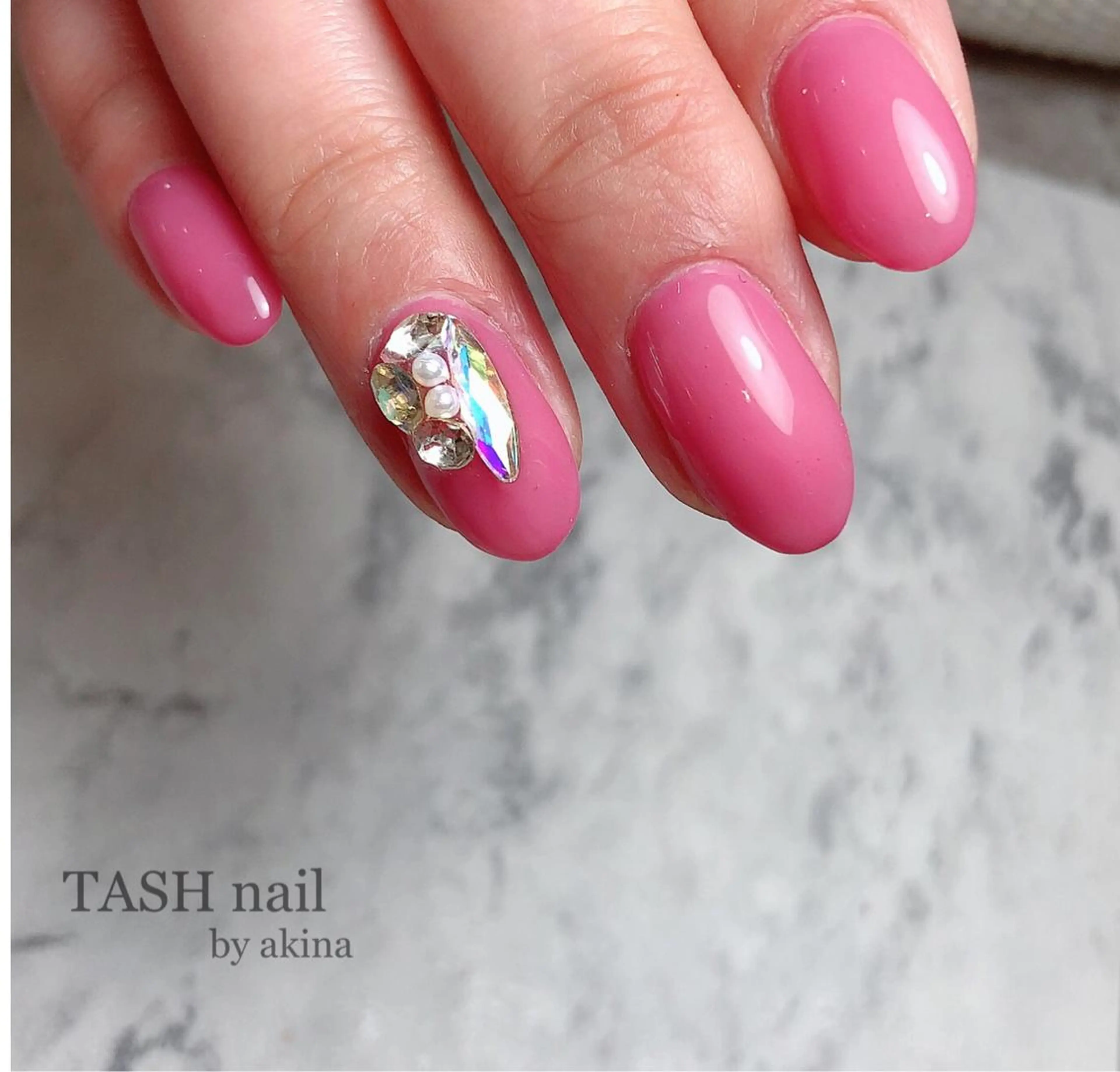 ネイル TASH nailのネイルデザイン