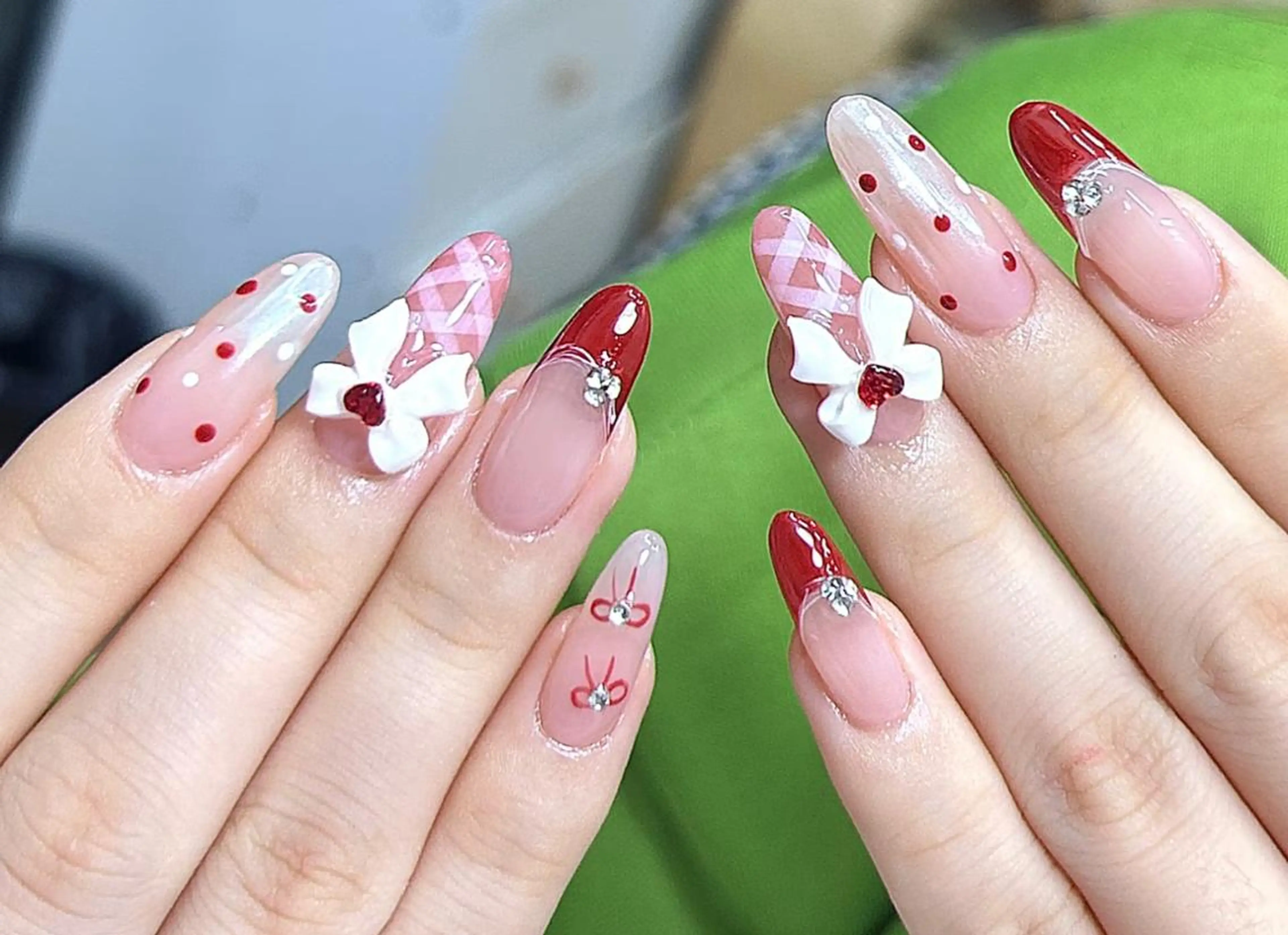 ネイル ハンドネイル 🎀 NaNa_nailのネイルデザイン