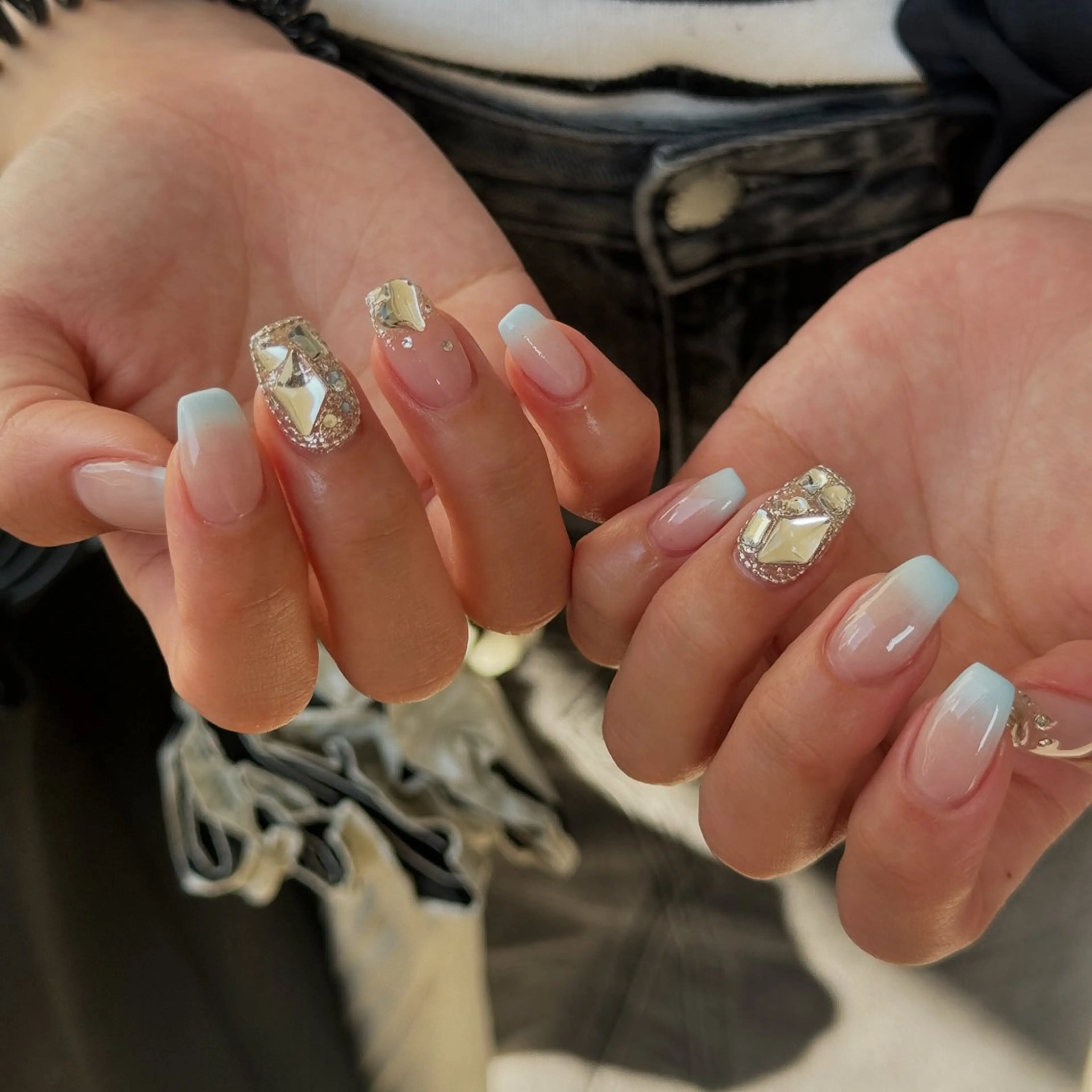 ネイル La vie est belle.所属・ラヴィエベル なつみのネイルデザイン