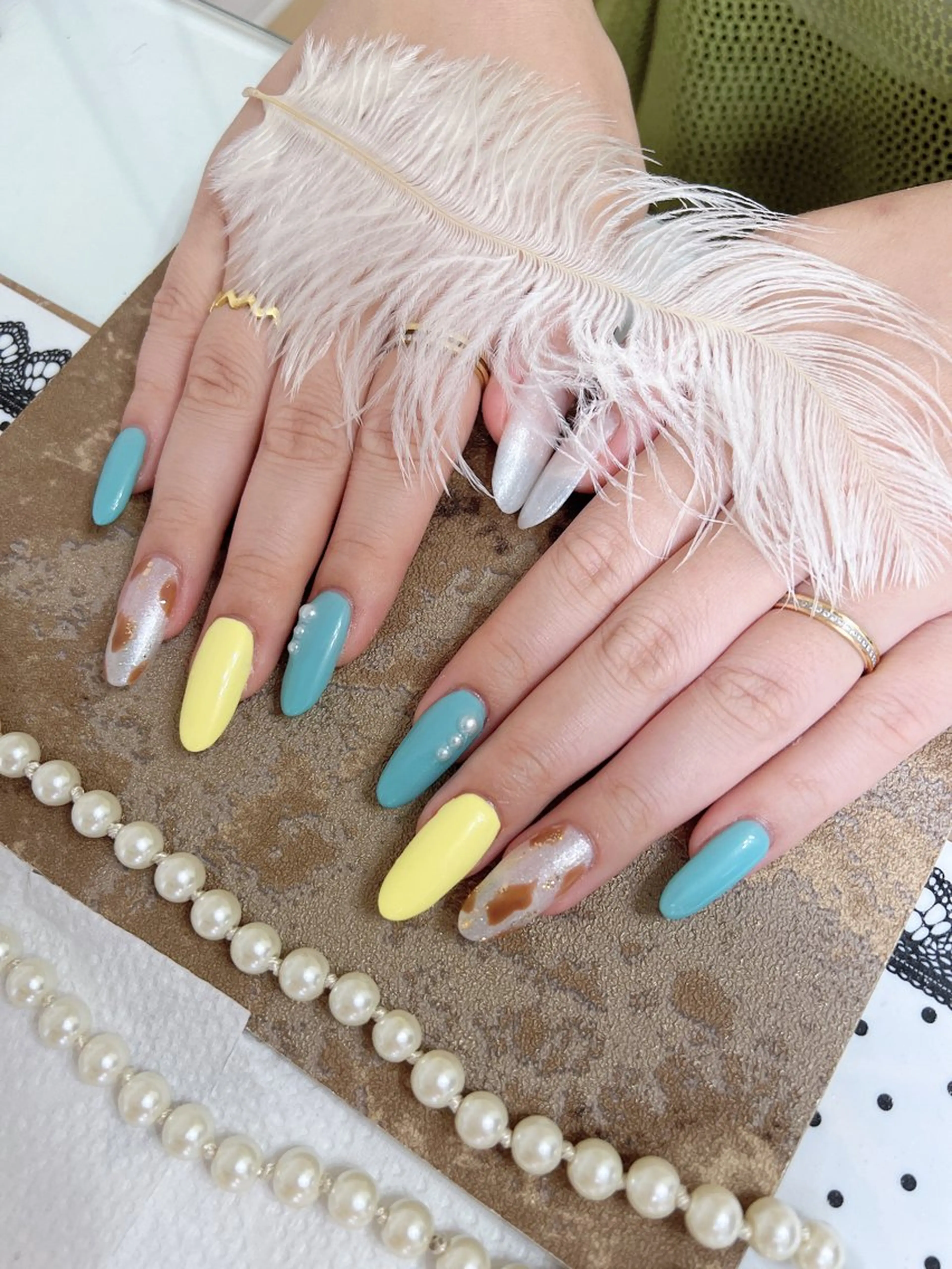 ネイル ネイルサロンAiri 長さ出し·シンプルのネイルデザイン