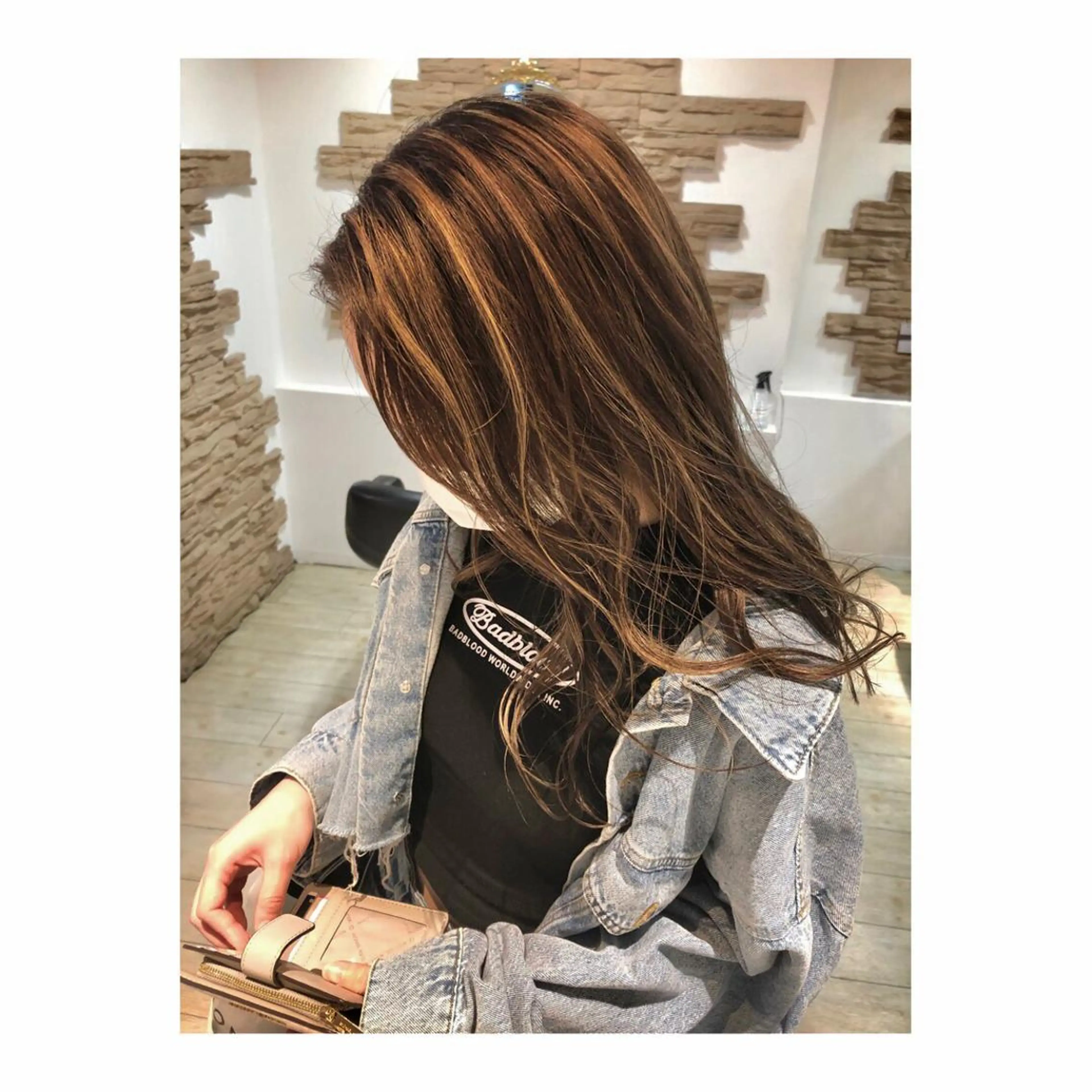 セミロング カラー ベージュカラー ハイライトカラー ハイライト カット ヘアカラー トリートメント メンズパーマ 次元のヘアスタイル