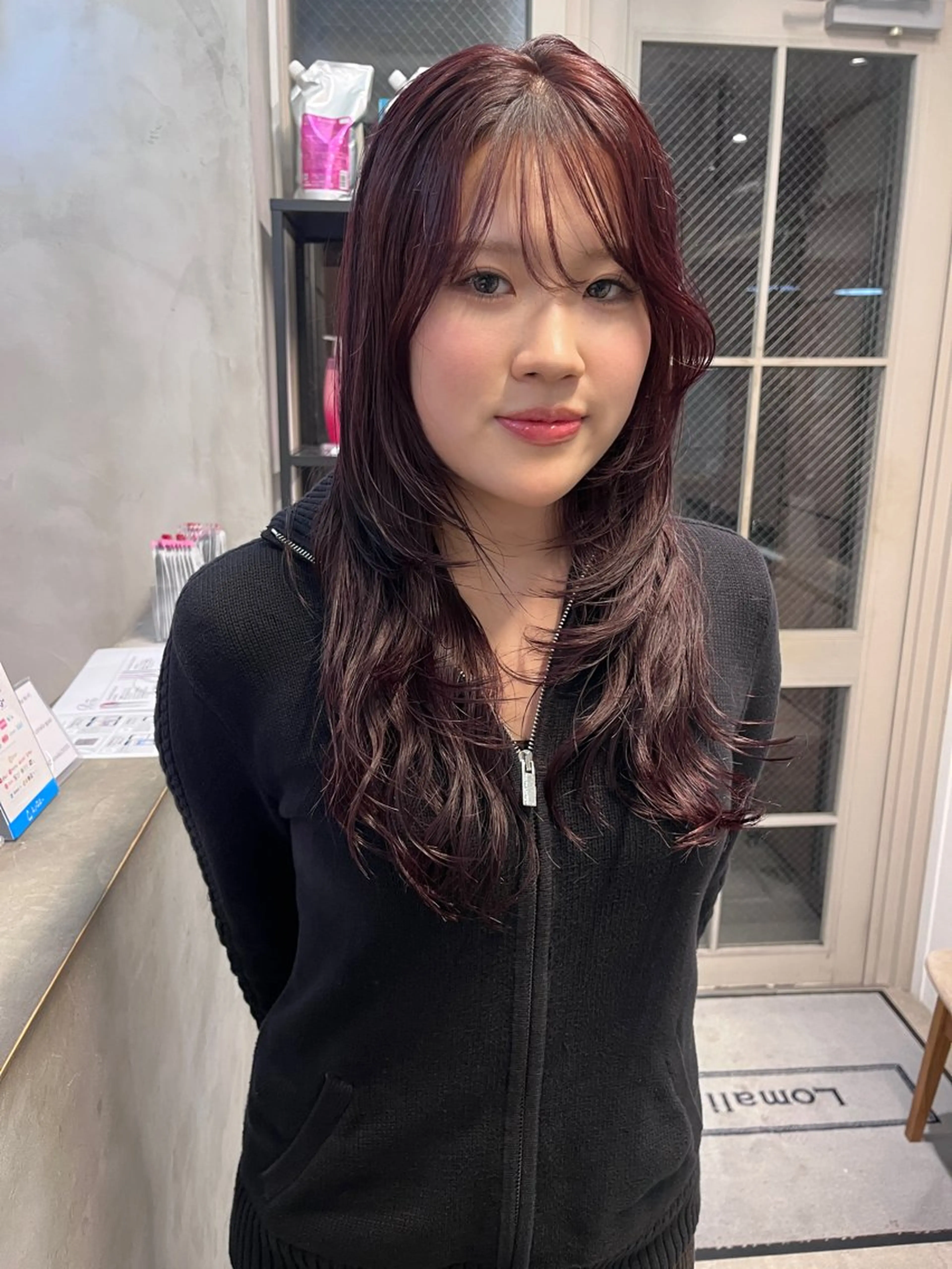 セミロング カラー レイヤーカット ナチュラルなヘア /ヨシダトモキのヘアスタイル