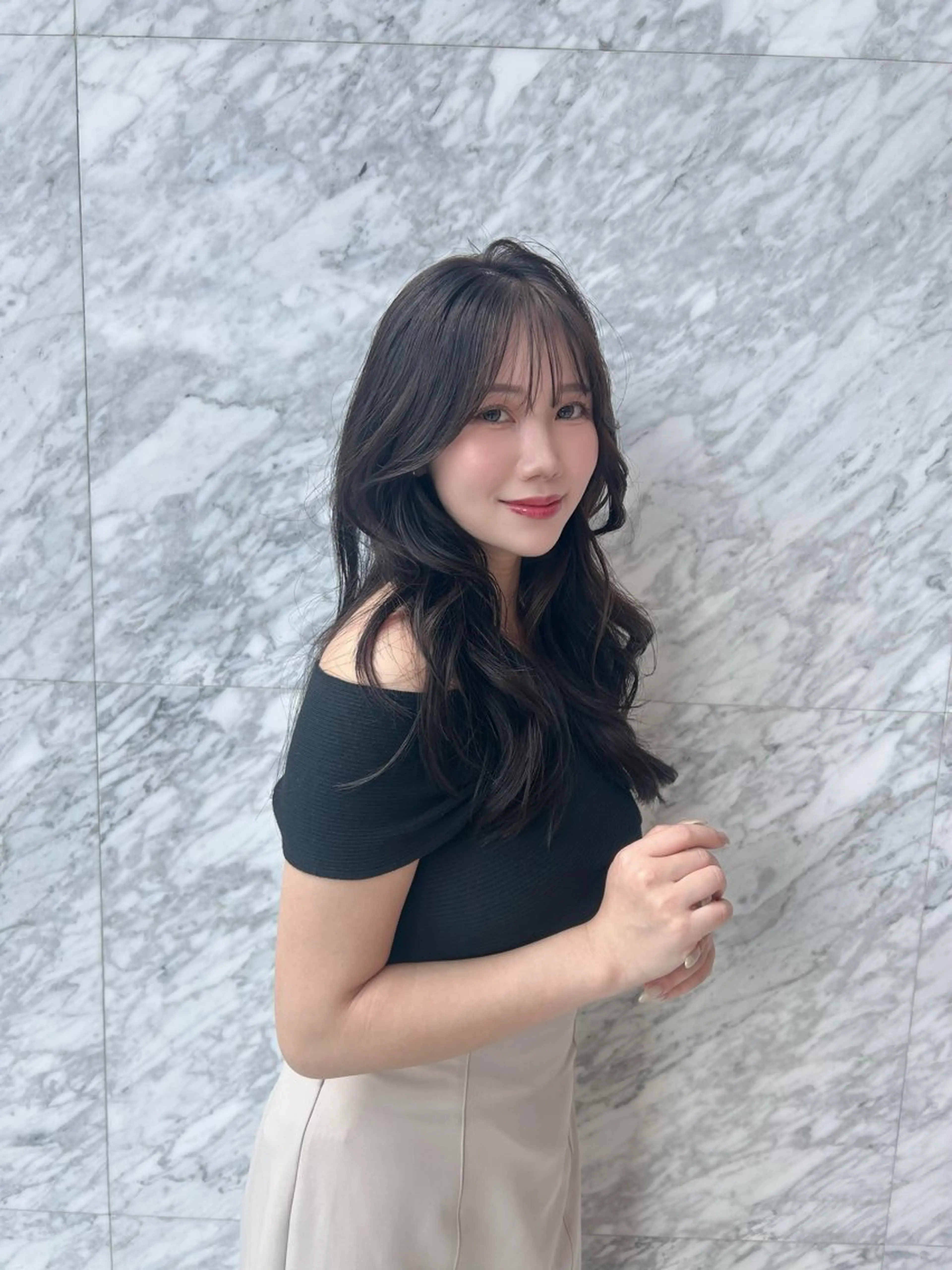 ロング 🎀大竹美侑／顔まわ りカット／レイヤーのヘアスタイル