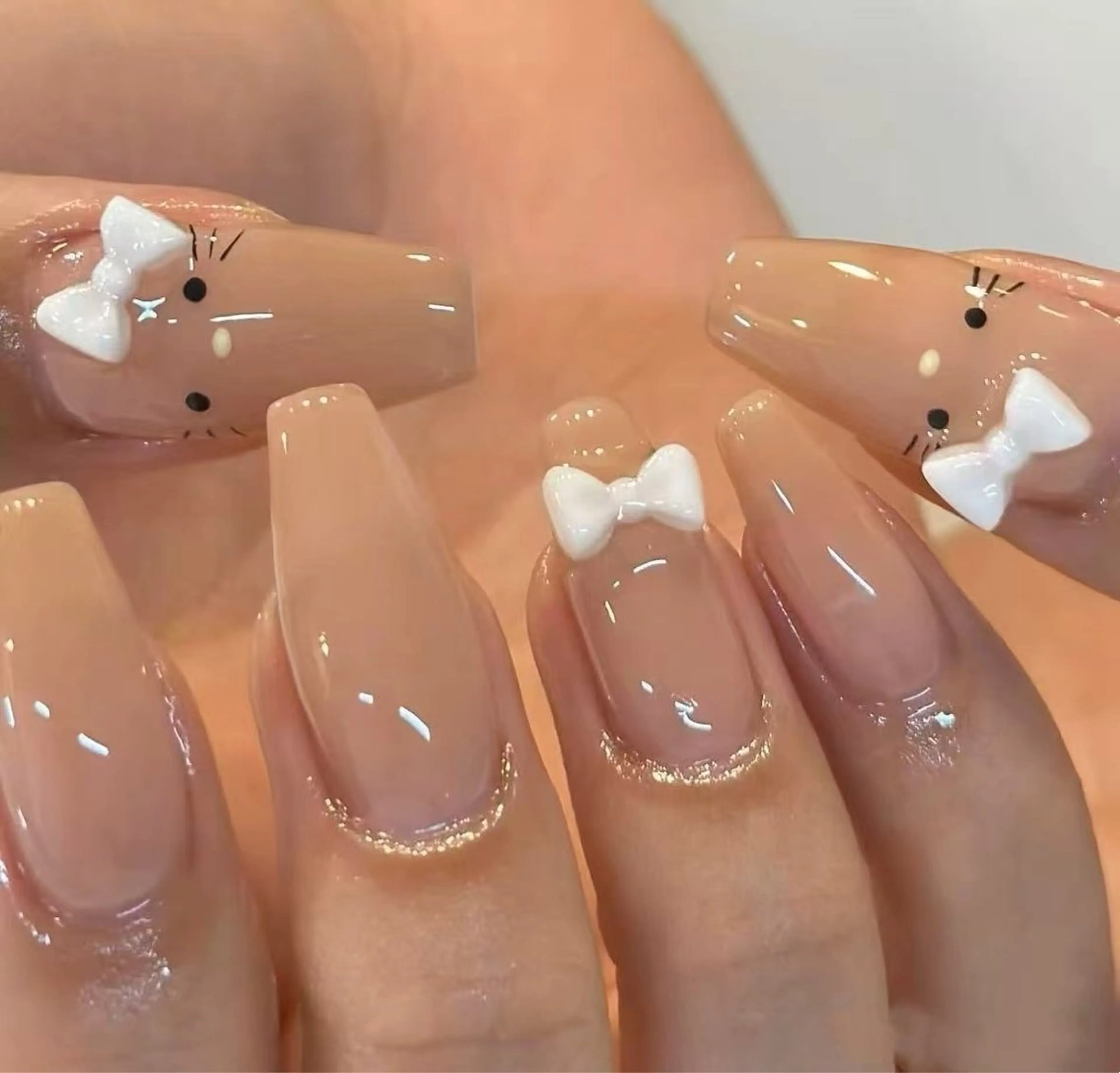 ネイル フラワーネイル フレンチネイル ジェルネイル ガラスフレンチ ハート ハンドネイル BabyYouMi nailのネイルデザイン