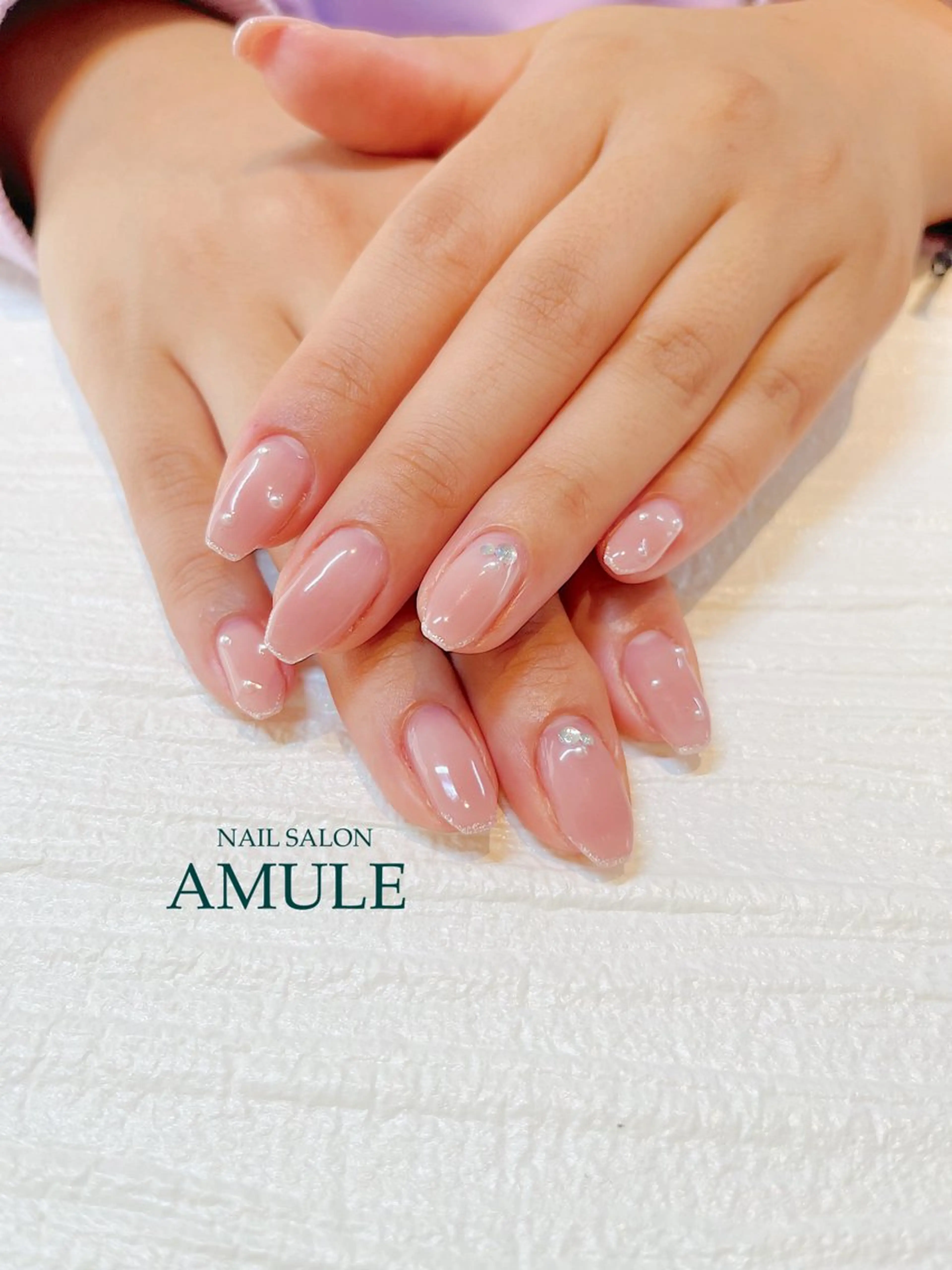 ネイル ジェルネイル グラデーション ラメ(グリッター) ハンドネイル NAILSALON AMULEのネイルデザイン