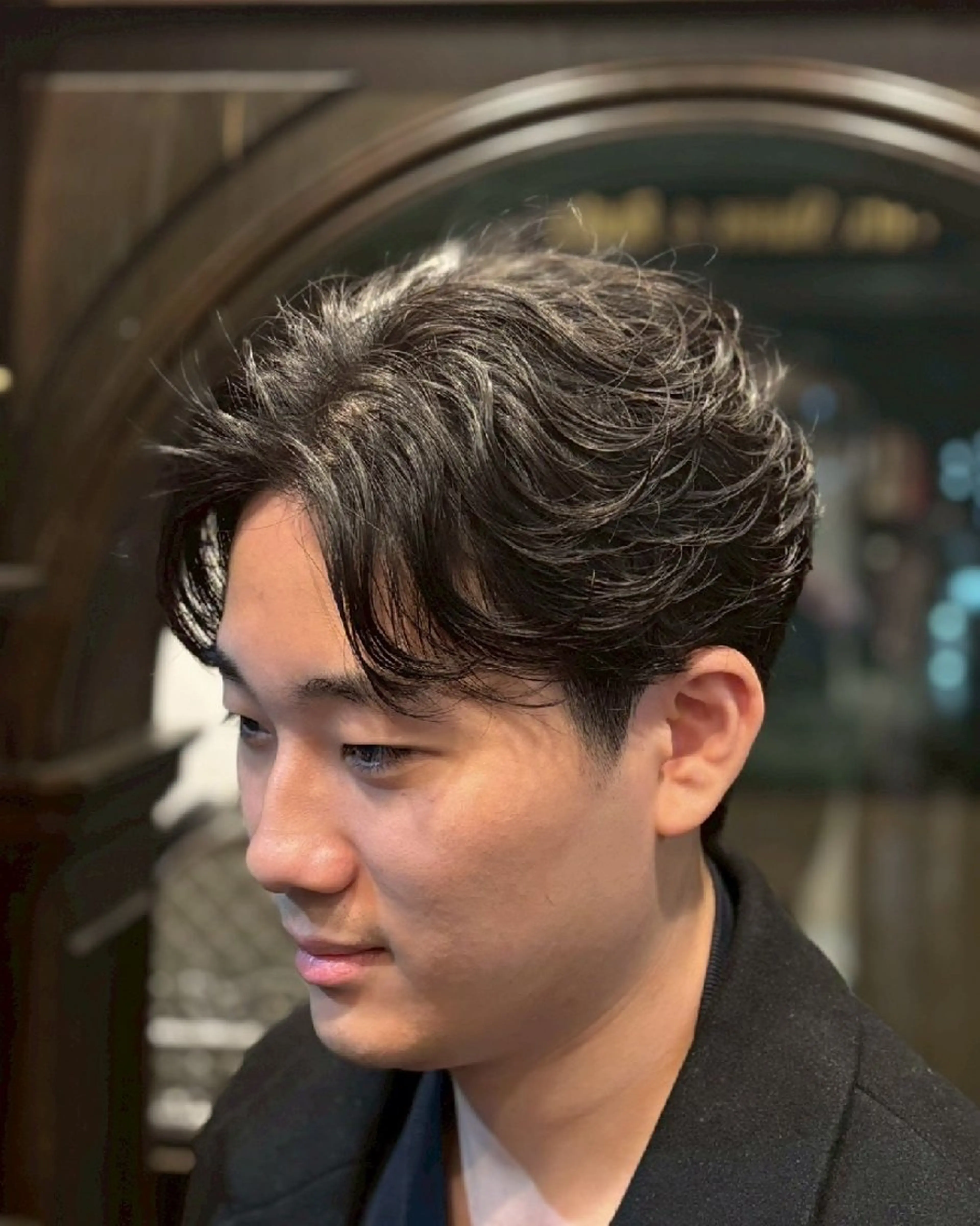 ミディアム 髙司 哲伸のヘアスタイル