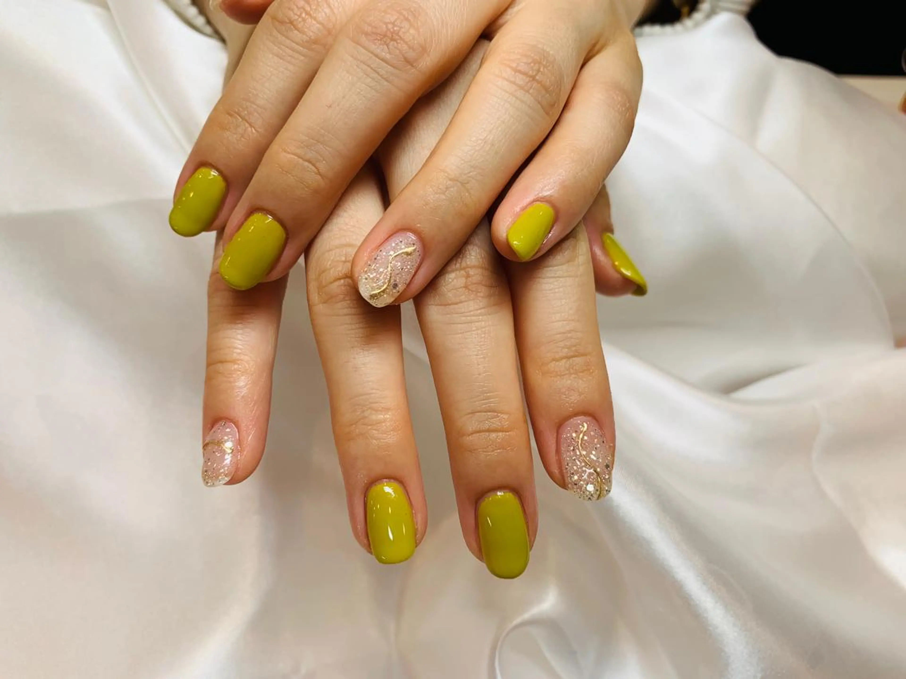 ネイル Ui_Amor (パラジェル)のネイルデザイン