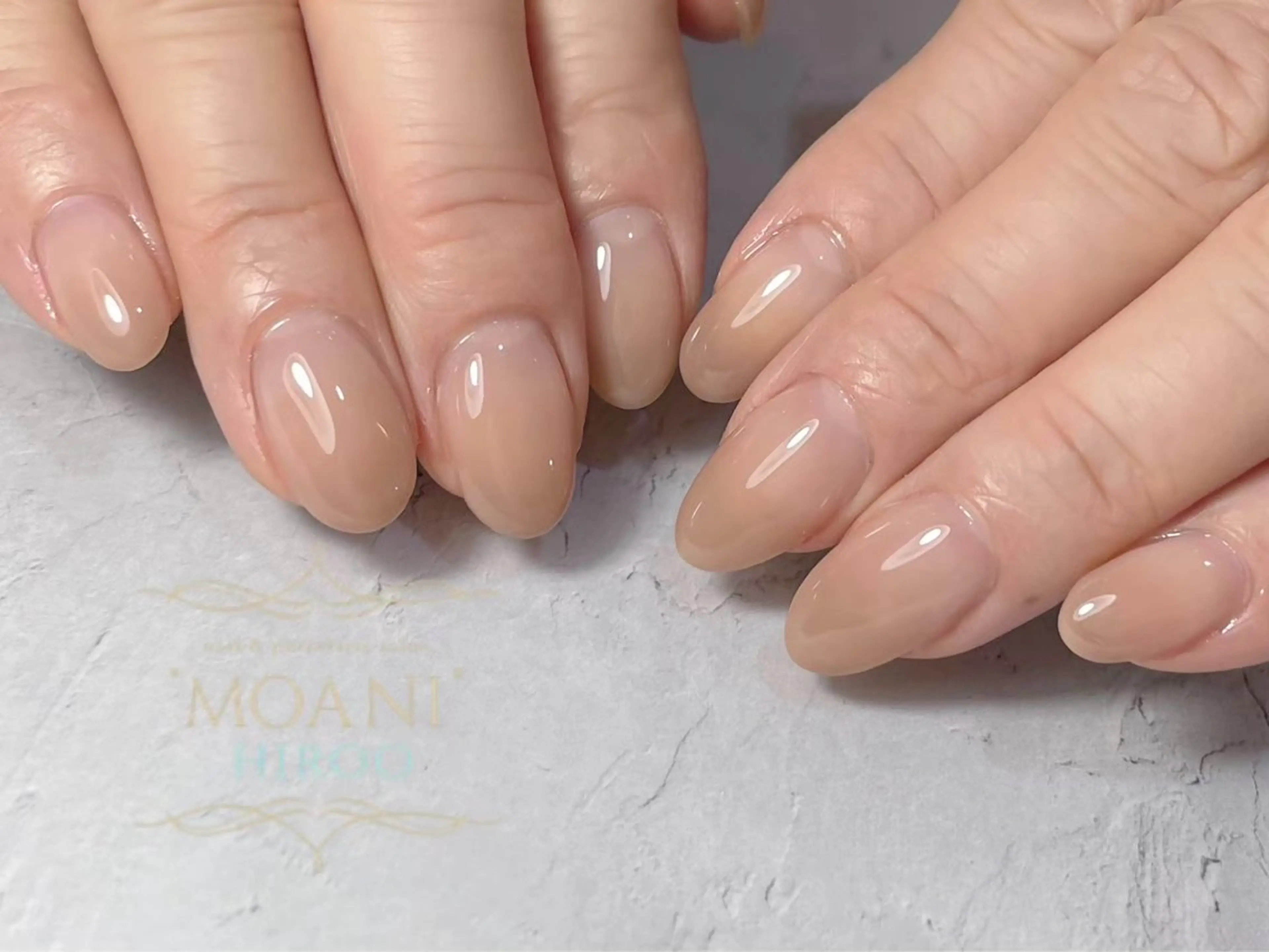 ネイル グラデーション フィルインネイルサロンMOANIHiroo 恵比寿店所属・🌷HARUNA🌷 恵比寿店のネイルデザイン
