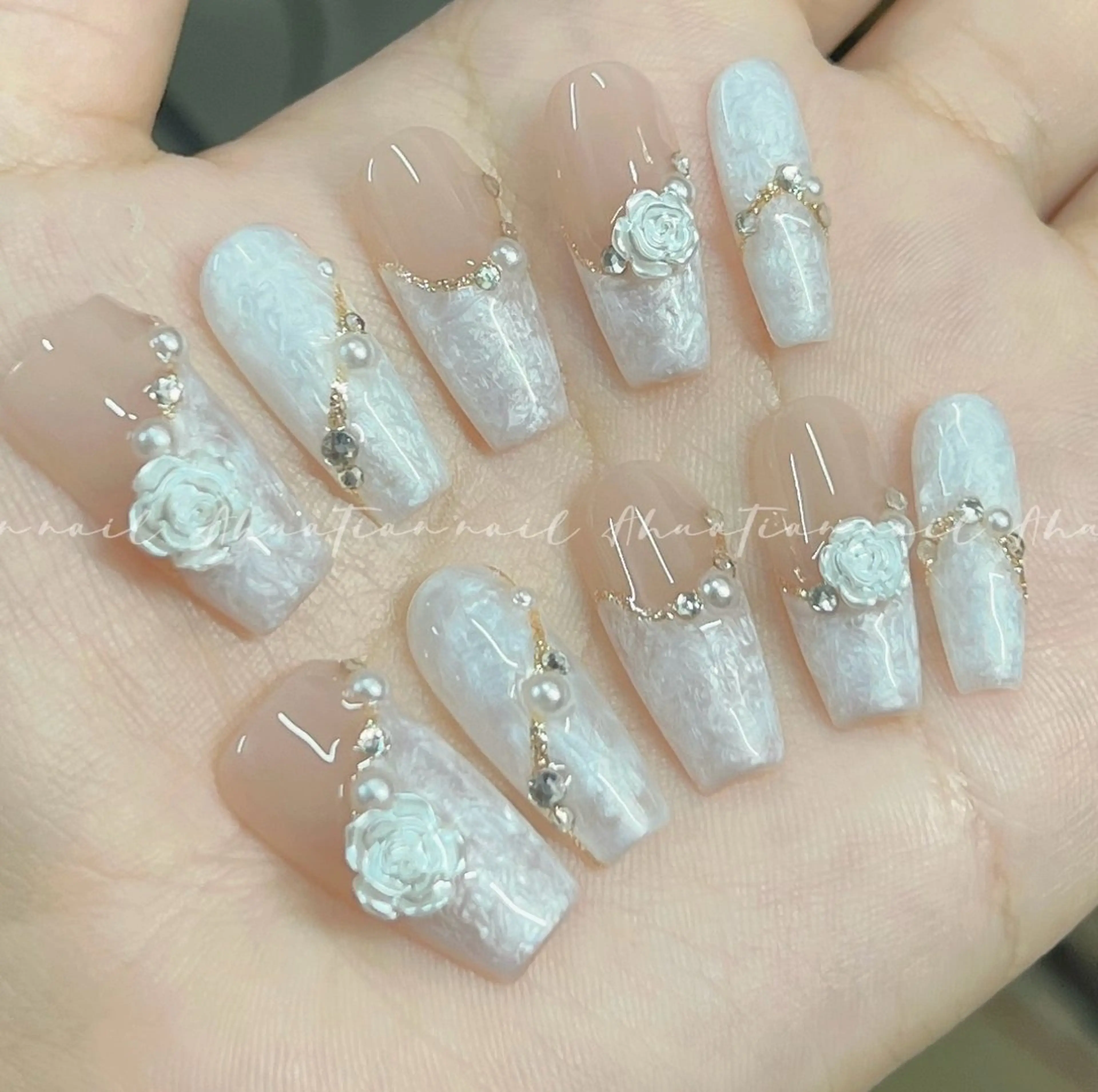 （新規ソフトジェルオフ無料)持ち込みデザイン120分以内やり放題(アート10本)の写真