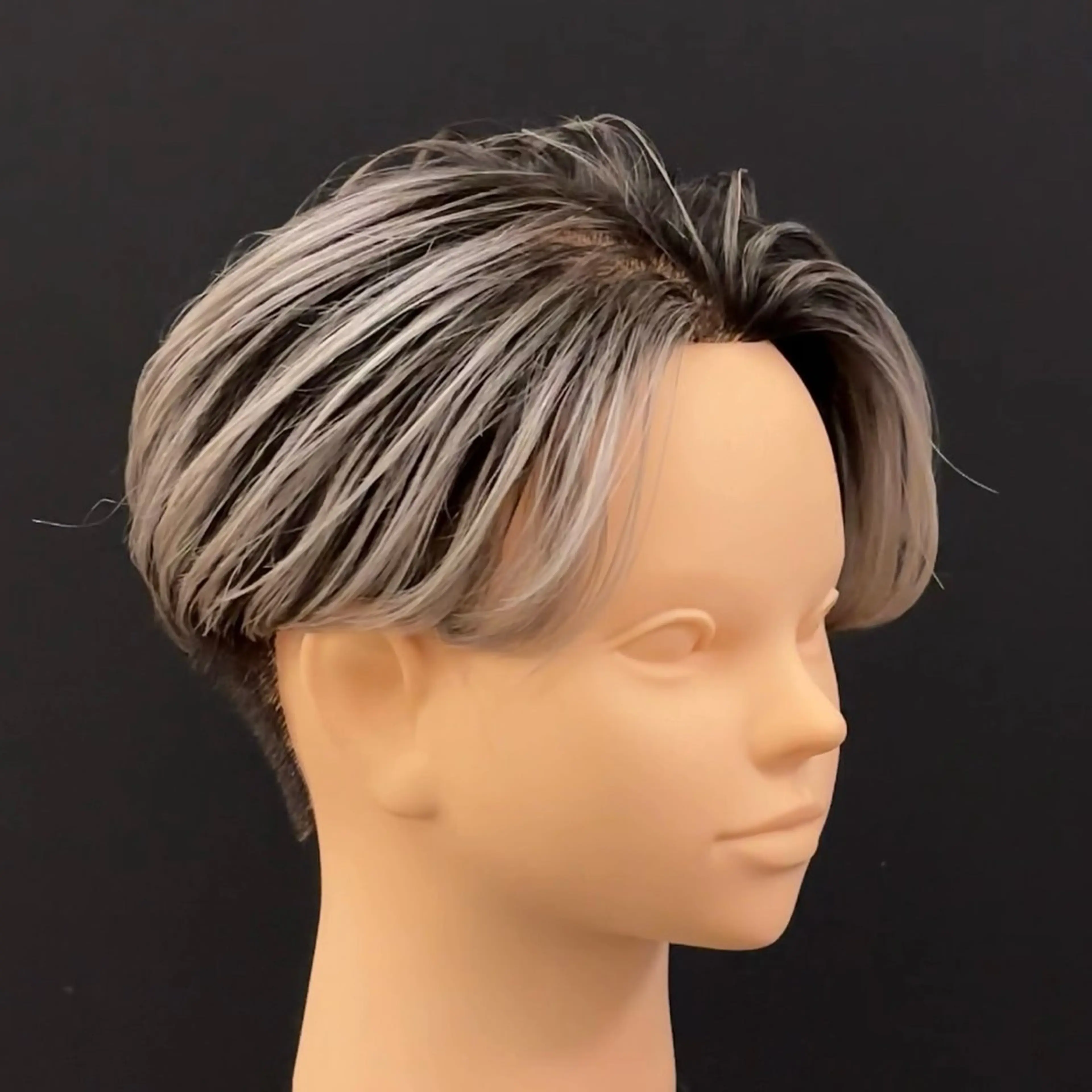 カラー メンズ メンズバレイヤージュ メンズブリーチ バレイヤージュ ベージュカラー ブリーチ カット ヘアカラー メンズ特化カットパー マカラー坂田柊のヘアスタイル