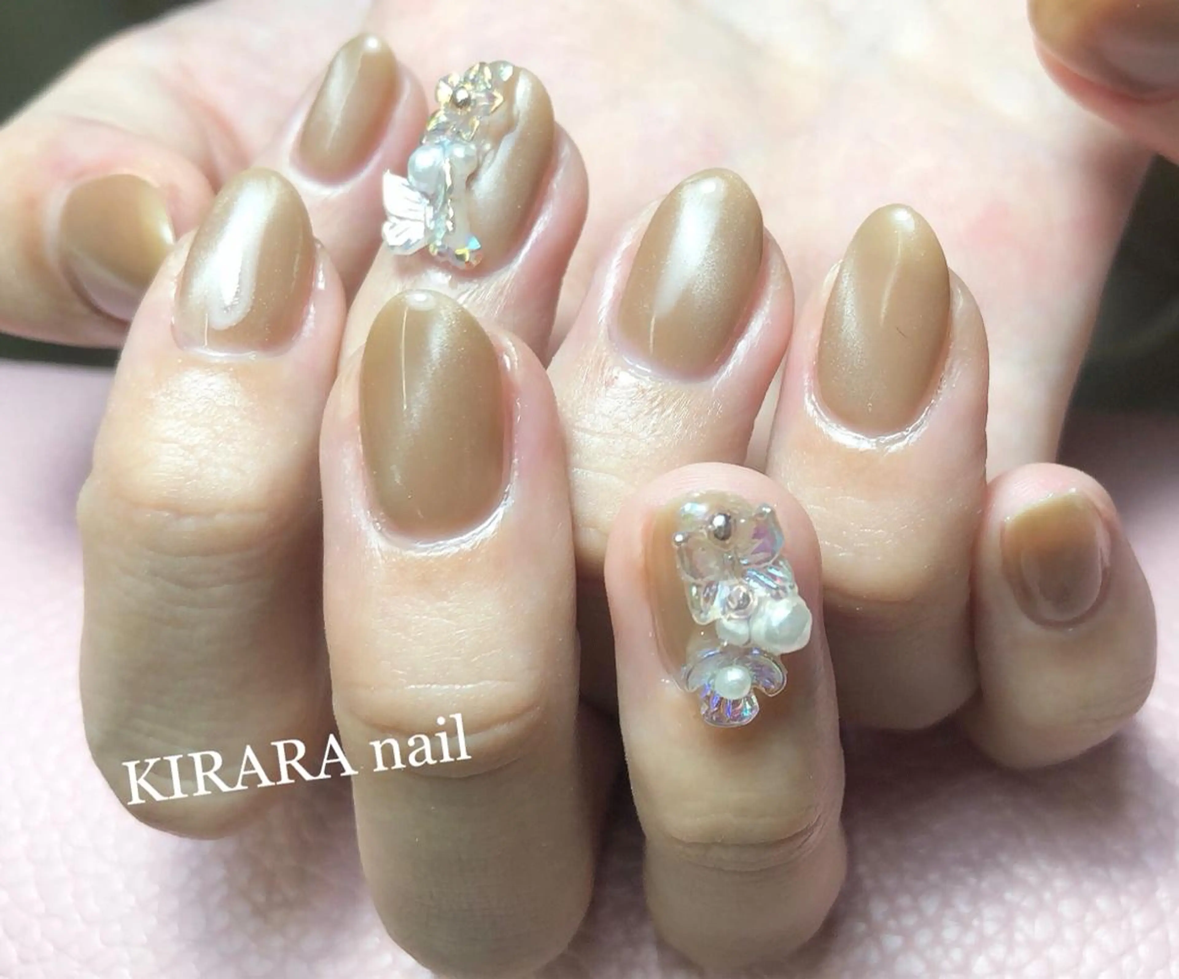 ネイル ハンドネイル KIRARA ネイルサロンのネイルデザイン