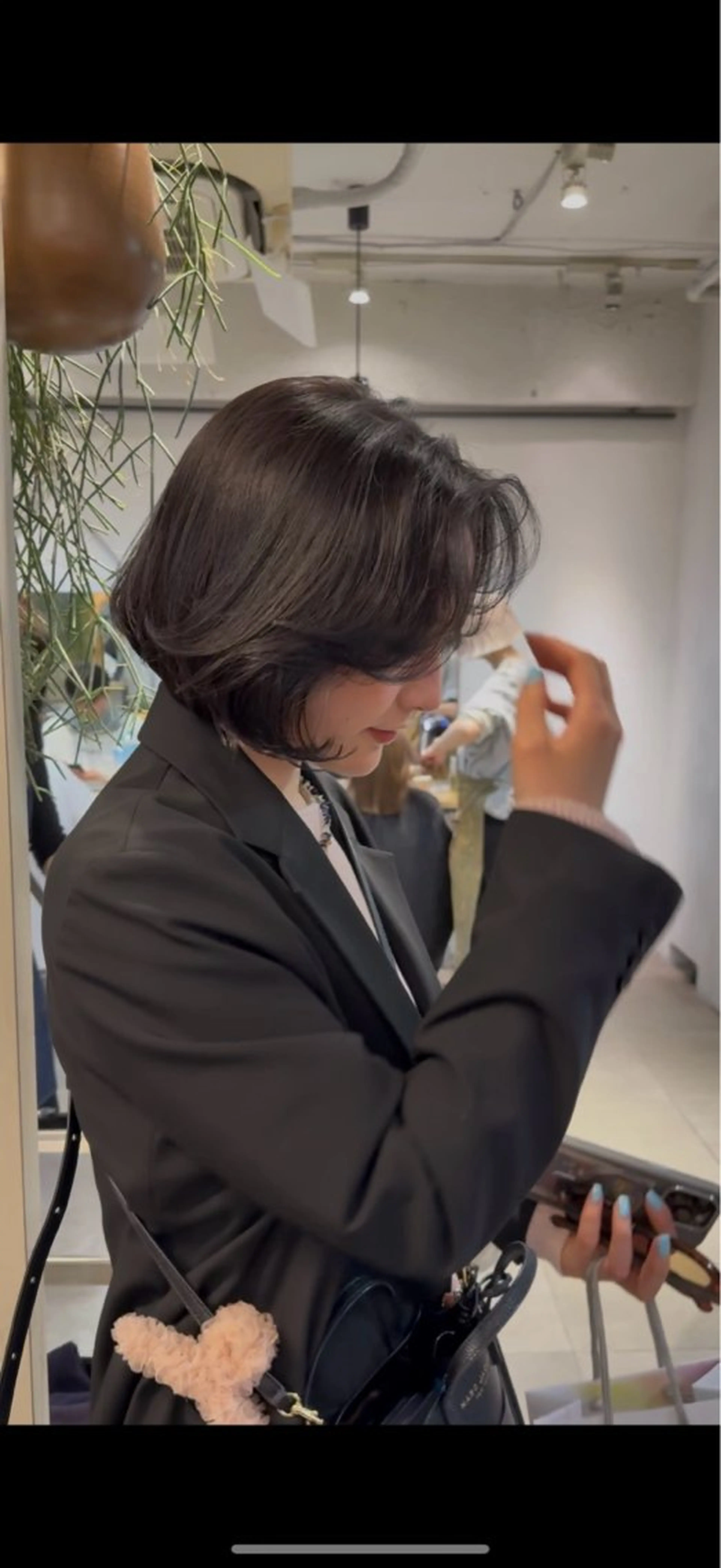 ショート カラー ミルクティー× グレージュMOMOのヘアスタイル