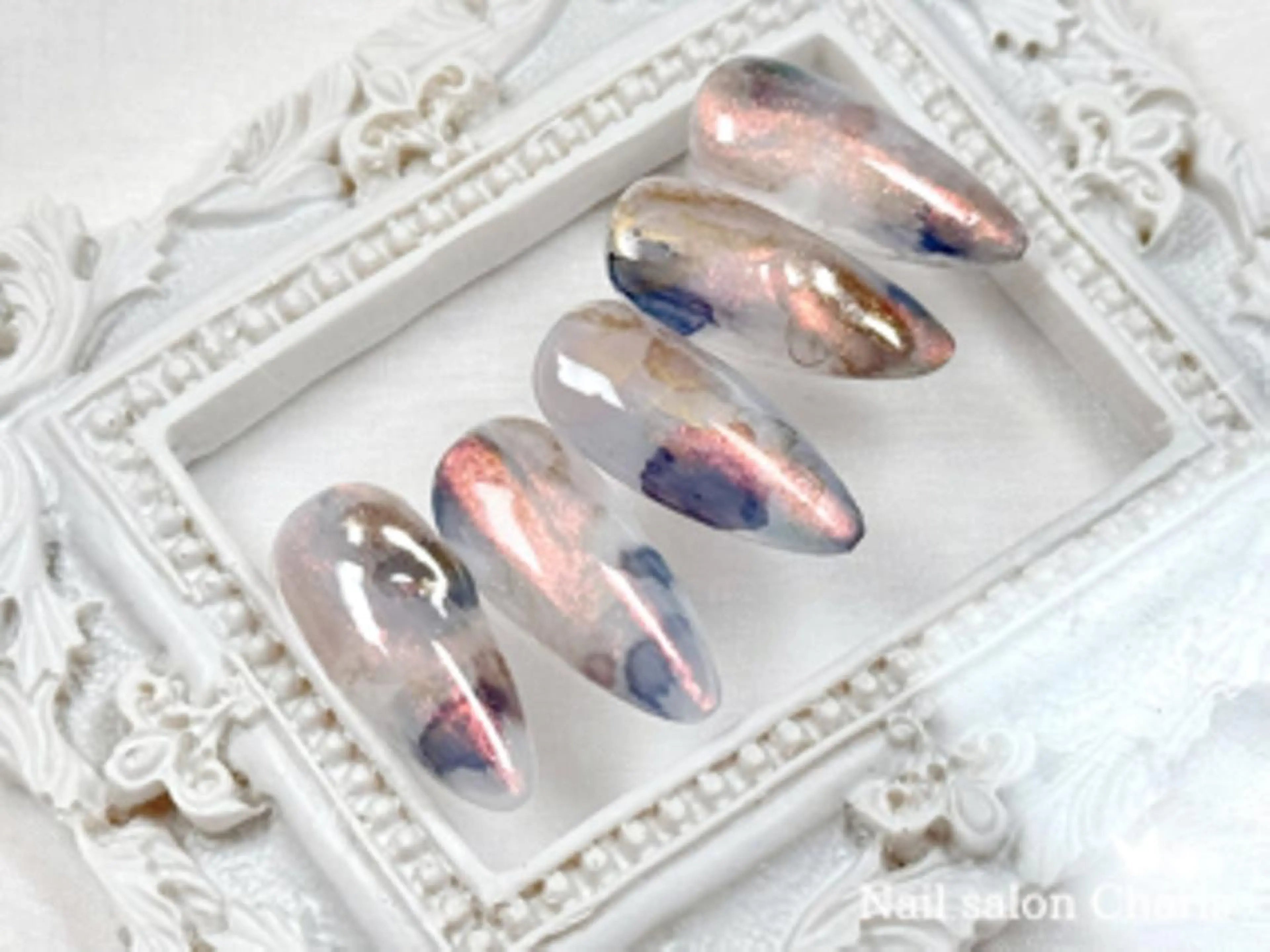 ネイル Nailsalon Charis.yuのネイルデザイン