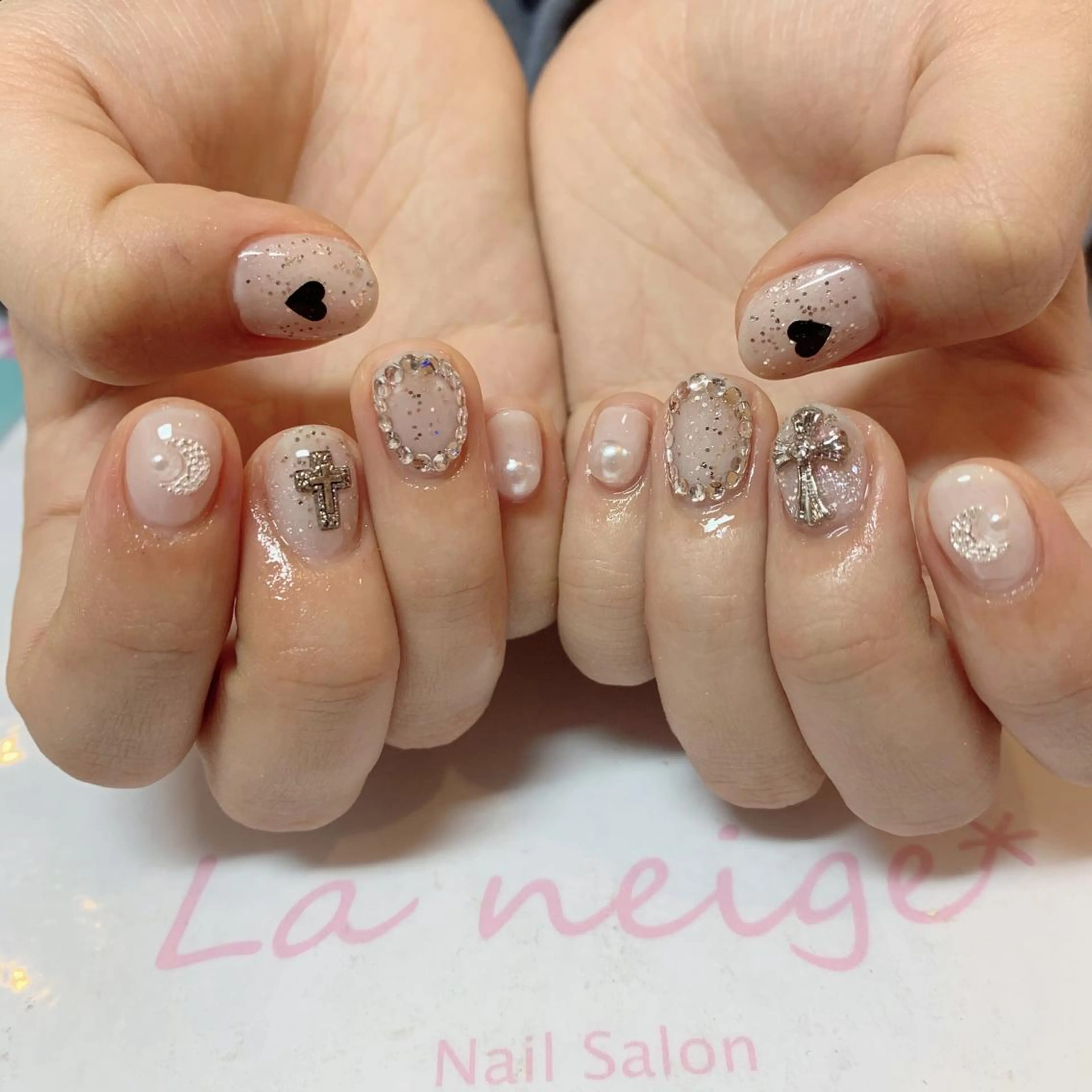 ネイル La neige* yuki 🥯🍑のネイルデザイン