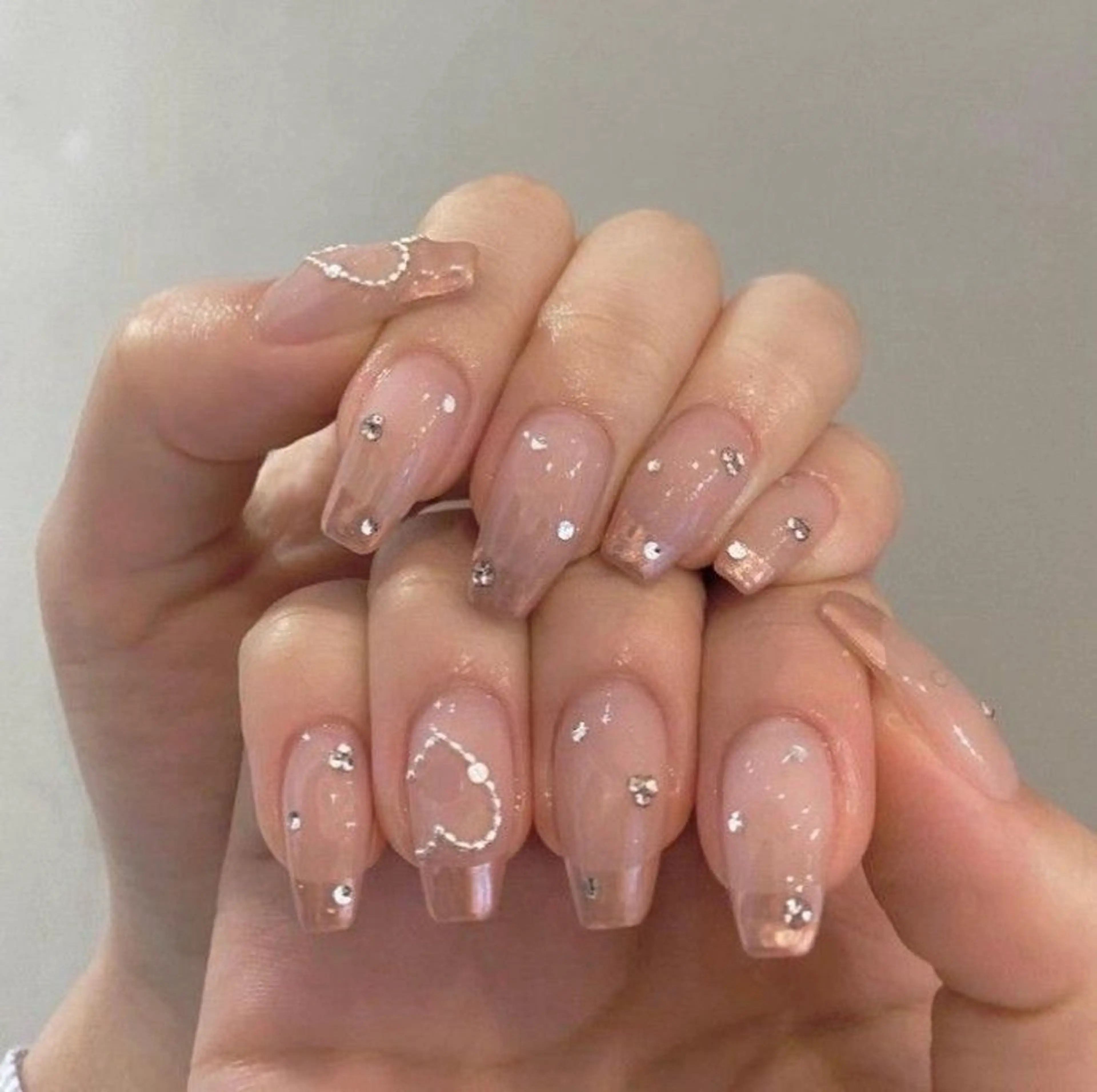 ネイル フレンチネイル 韓国ネイル マグネットネイル ニュアンスネイル オフィスネイル ユミネイルサロン所属・ユミ ネイルサロンのネイルデザイン