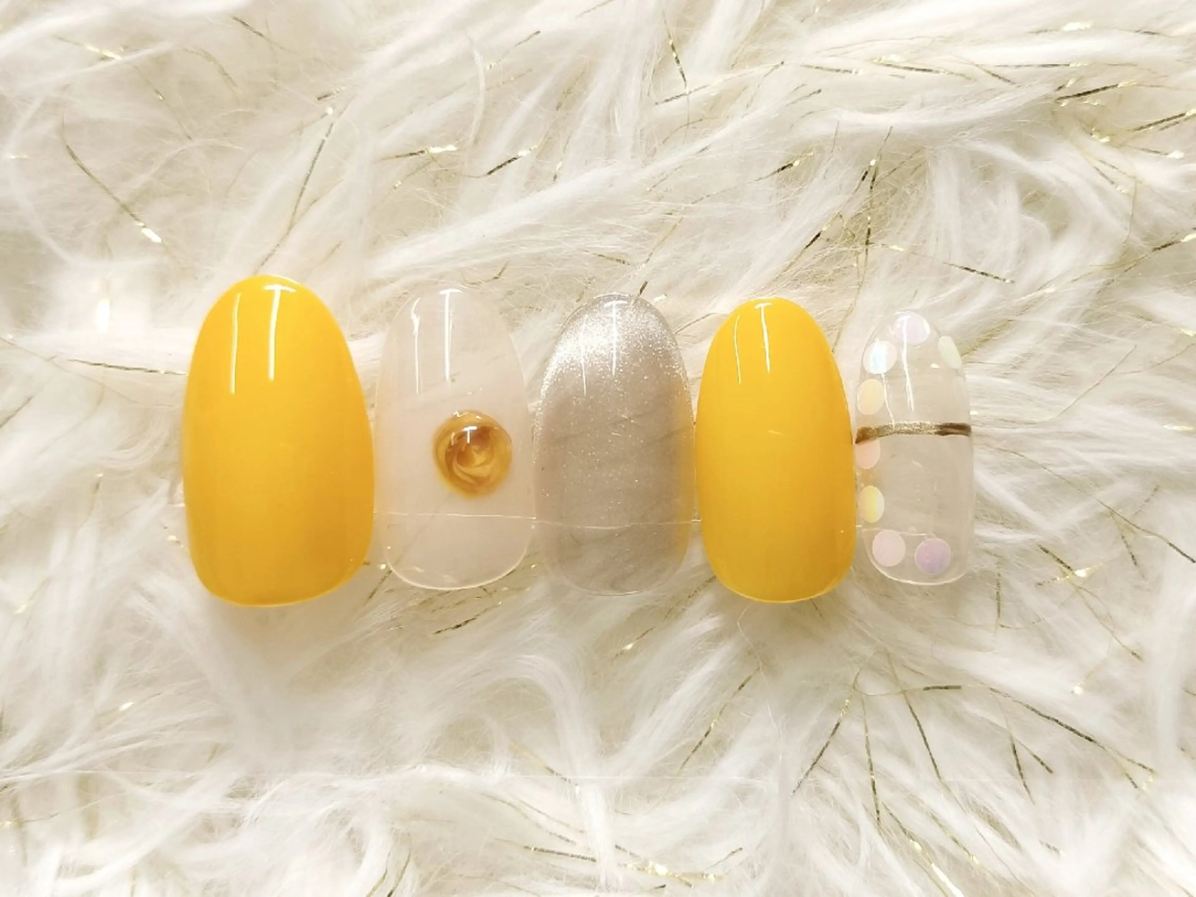 ネイル シンプルネイル ハンドネイル She by M【シーバイエム】パラジェル/ニュアンスネイル所属・She by M. Ryoukaのネイルデザイン