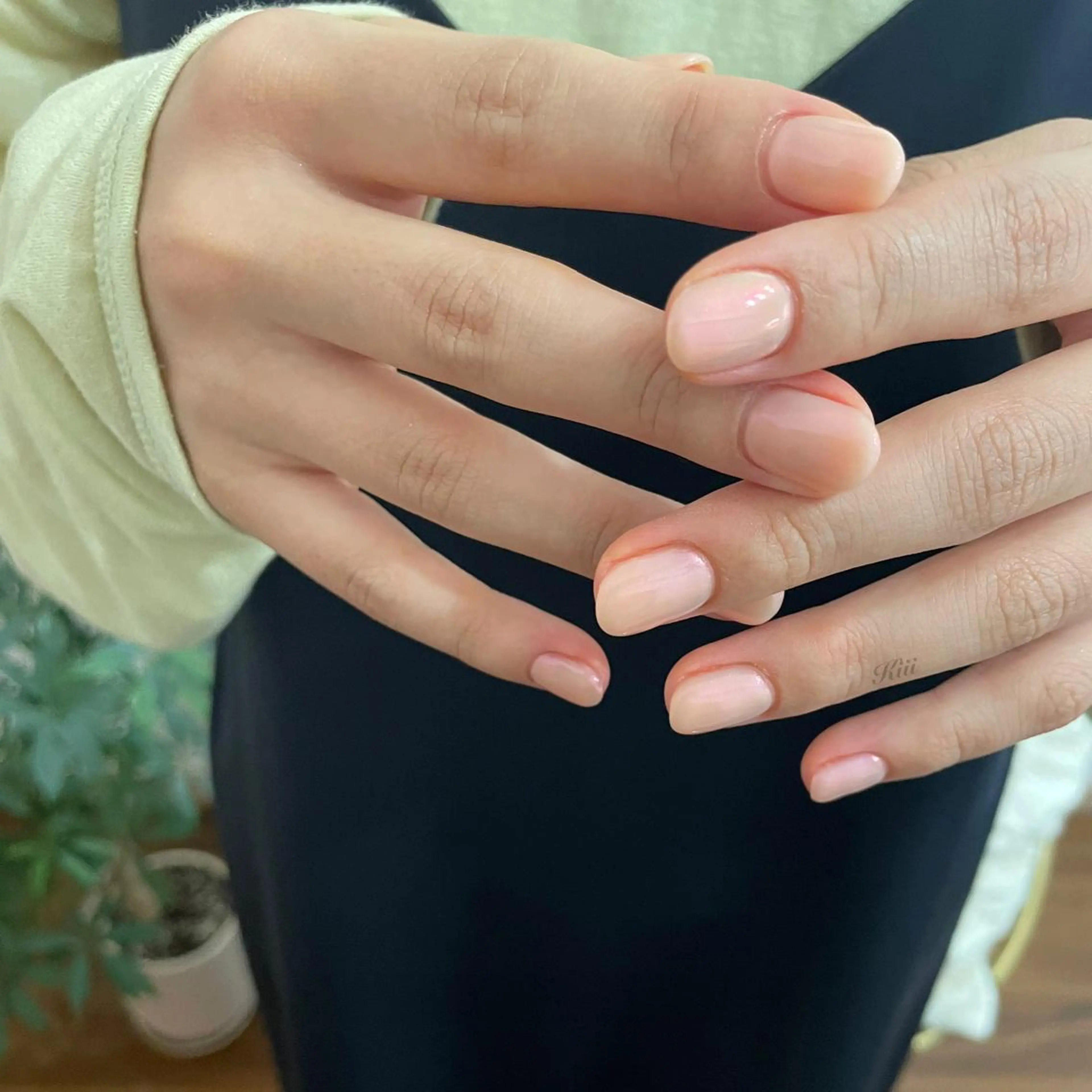 ネイル オーロラネイル ピンク ハンドネイル フットネイル kiii.__ ✴︎*のネイルデザイン