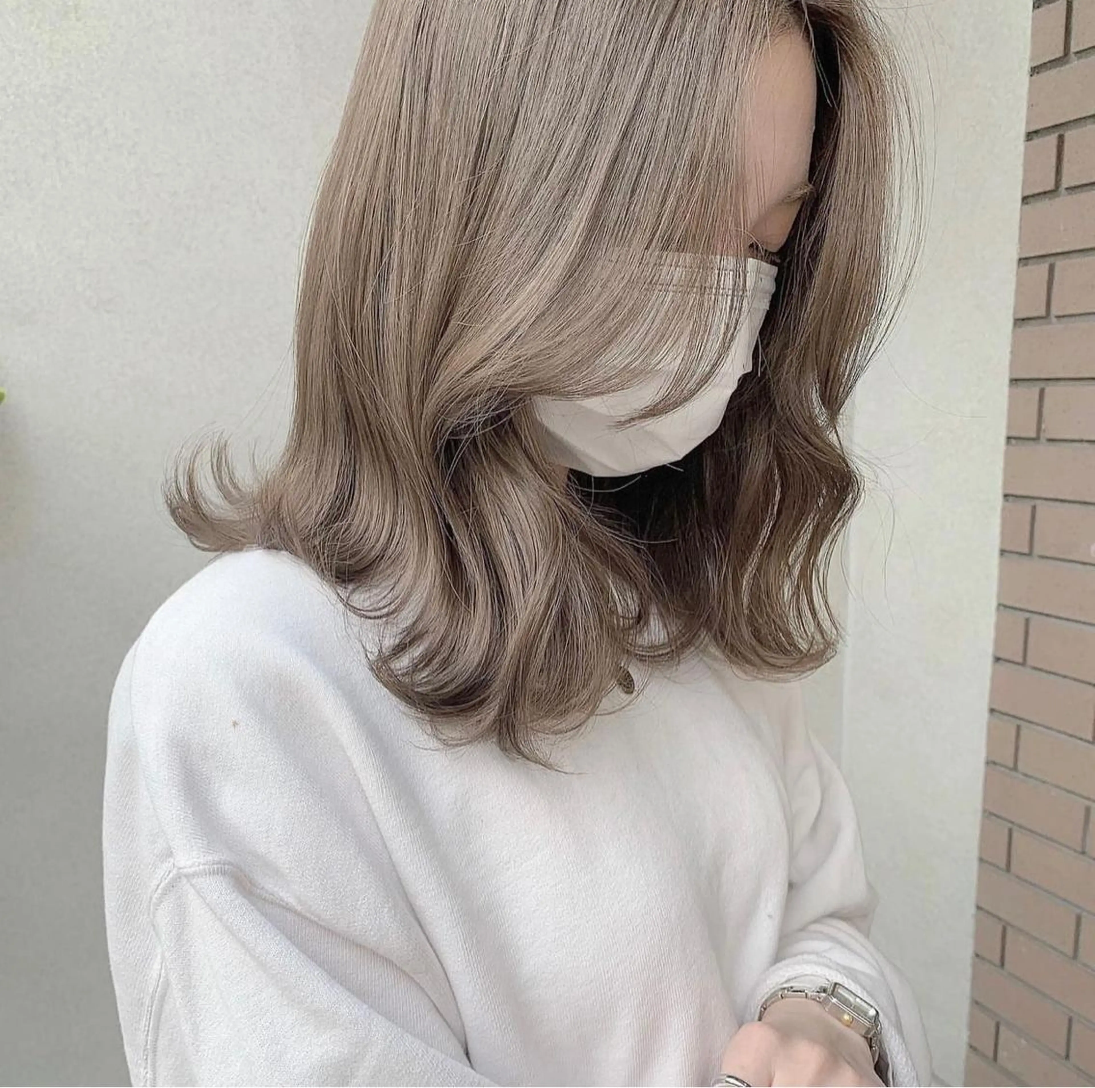 セミロング カラー 透明感カラー カット 透明感カラー ふうか　渋谷のヘアスタイル