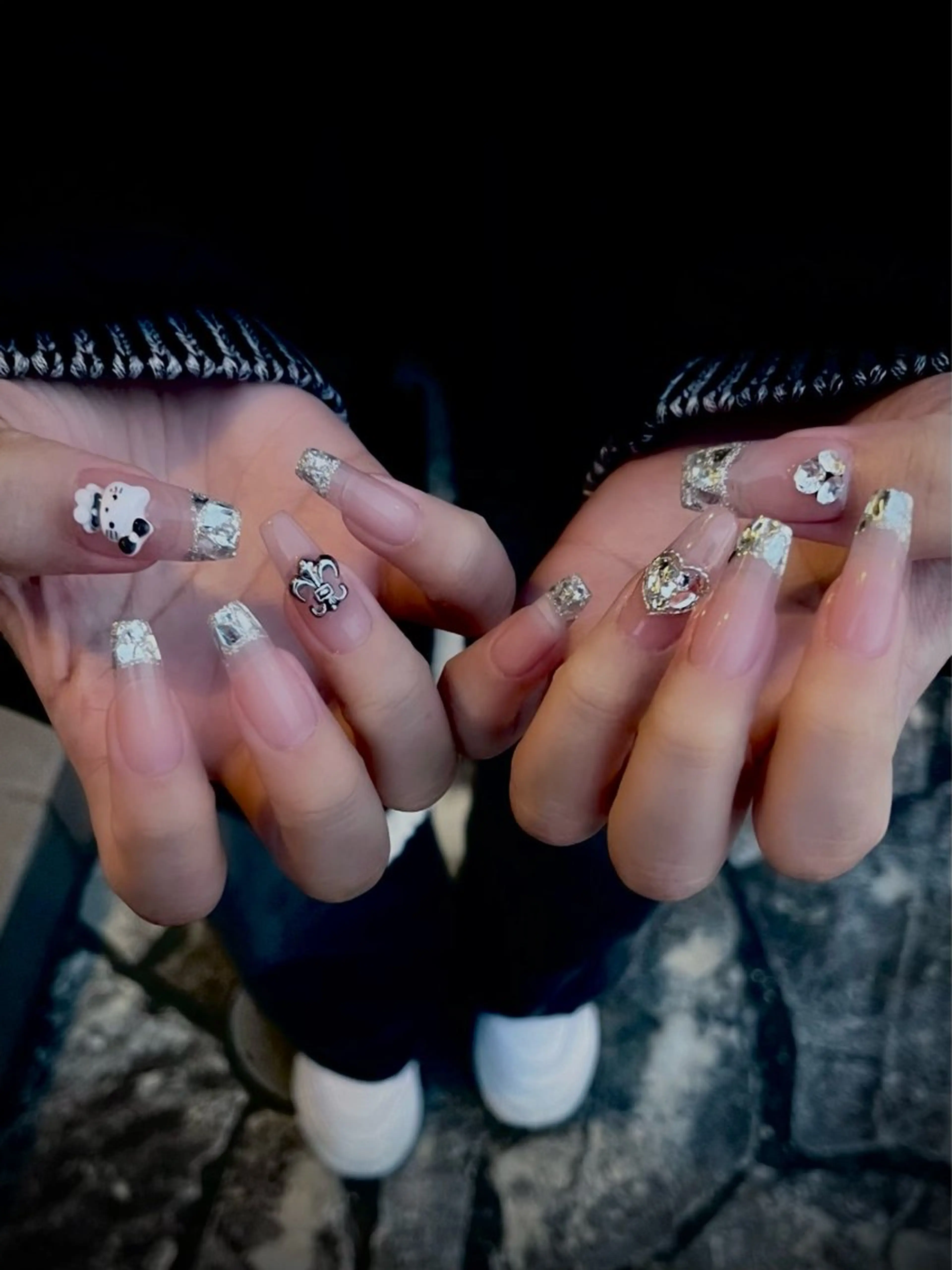 ネイル キラキラネイル マグネットネイル ワンカラーネイル スカルプネイル ワンホンネイル nine.🦋 YUKOのネイルデザイン