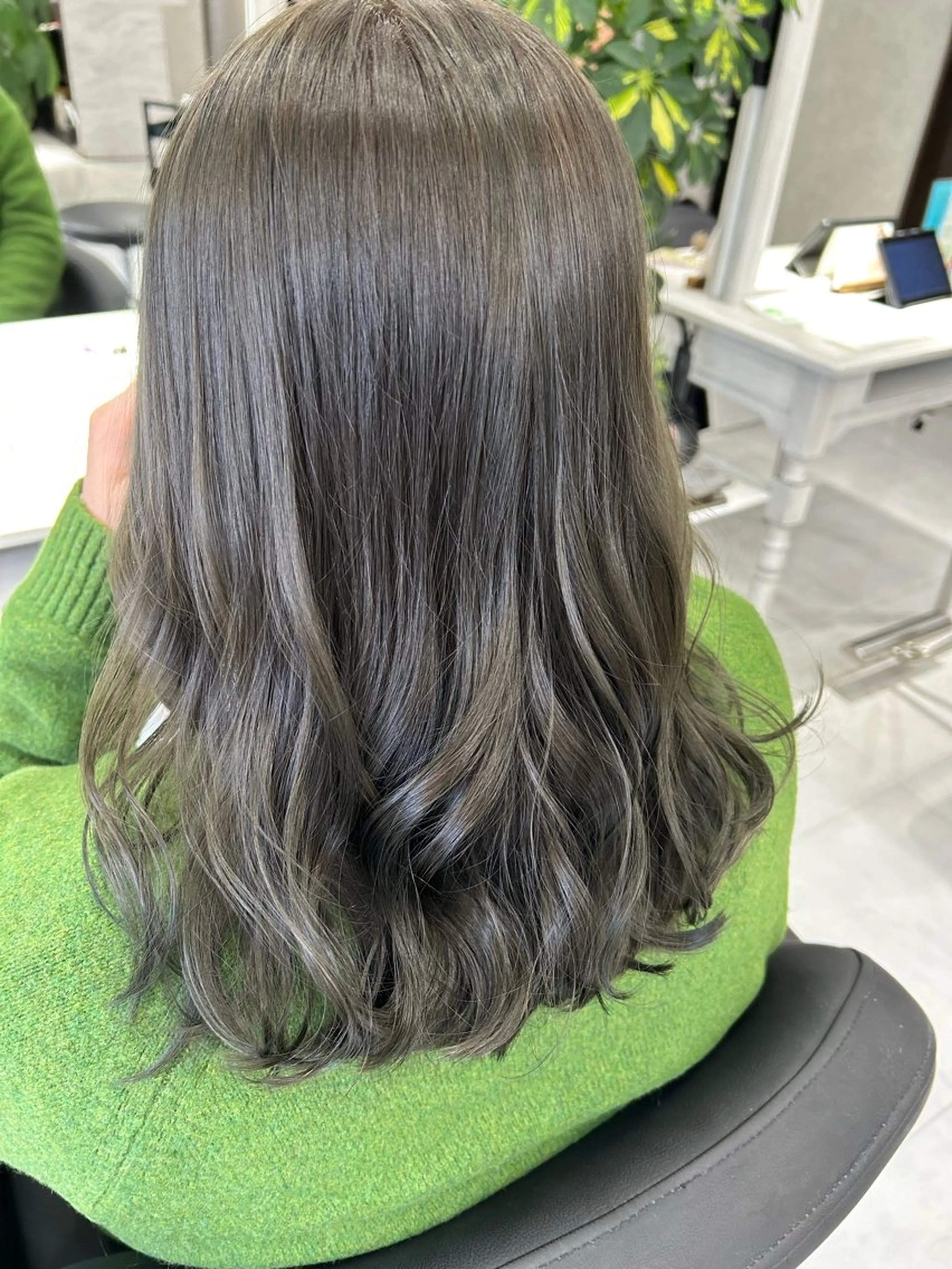 ミニモ限定🌟【ご新規様限定クーポン】🌟 カット+艶髪カラー+2stepミルボントリートメントの写真