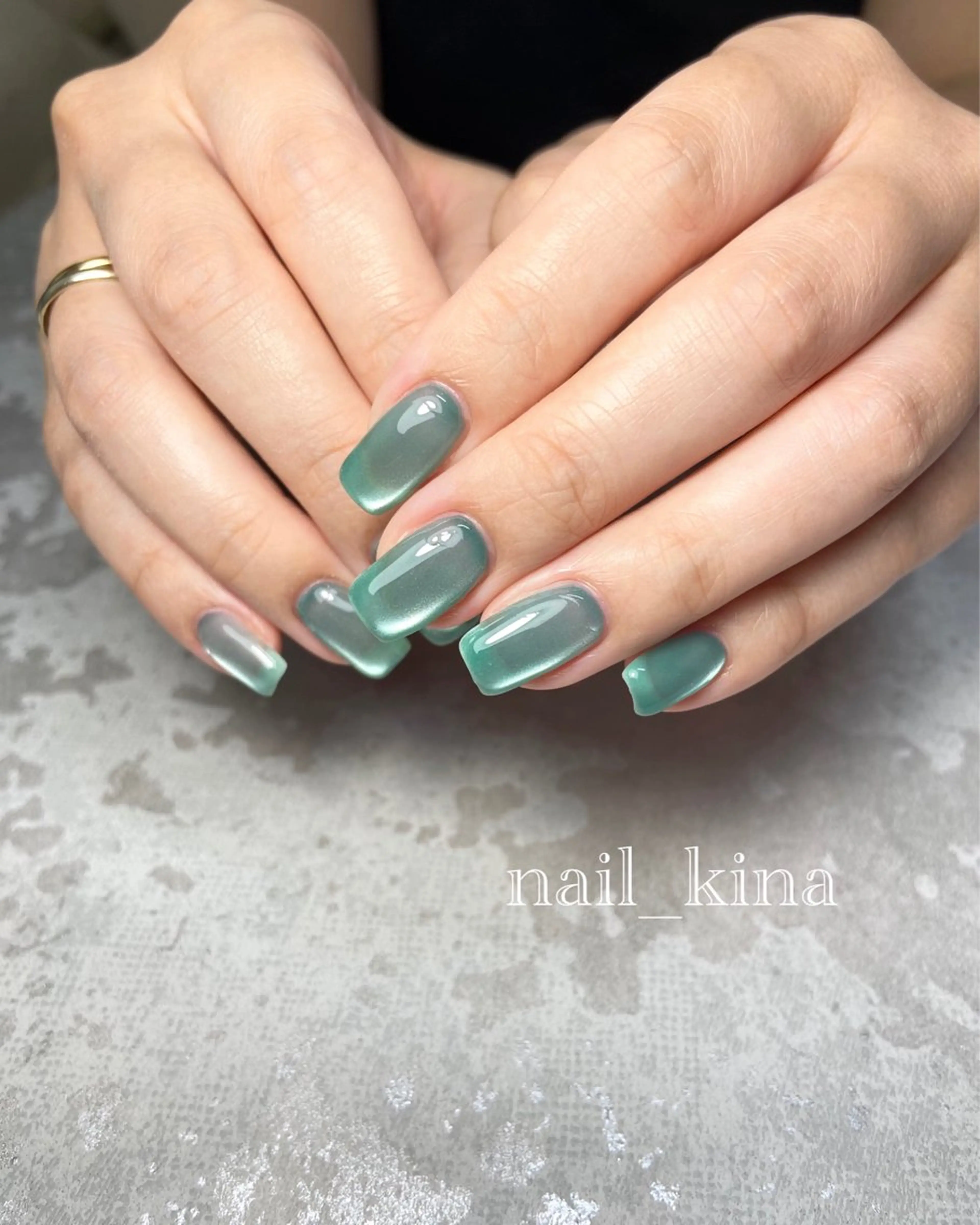 ネイル マグネットネイル マグネットワンカラー ワンカラーネイル nail_ kinaのネイルデザイン