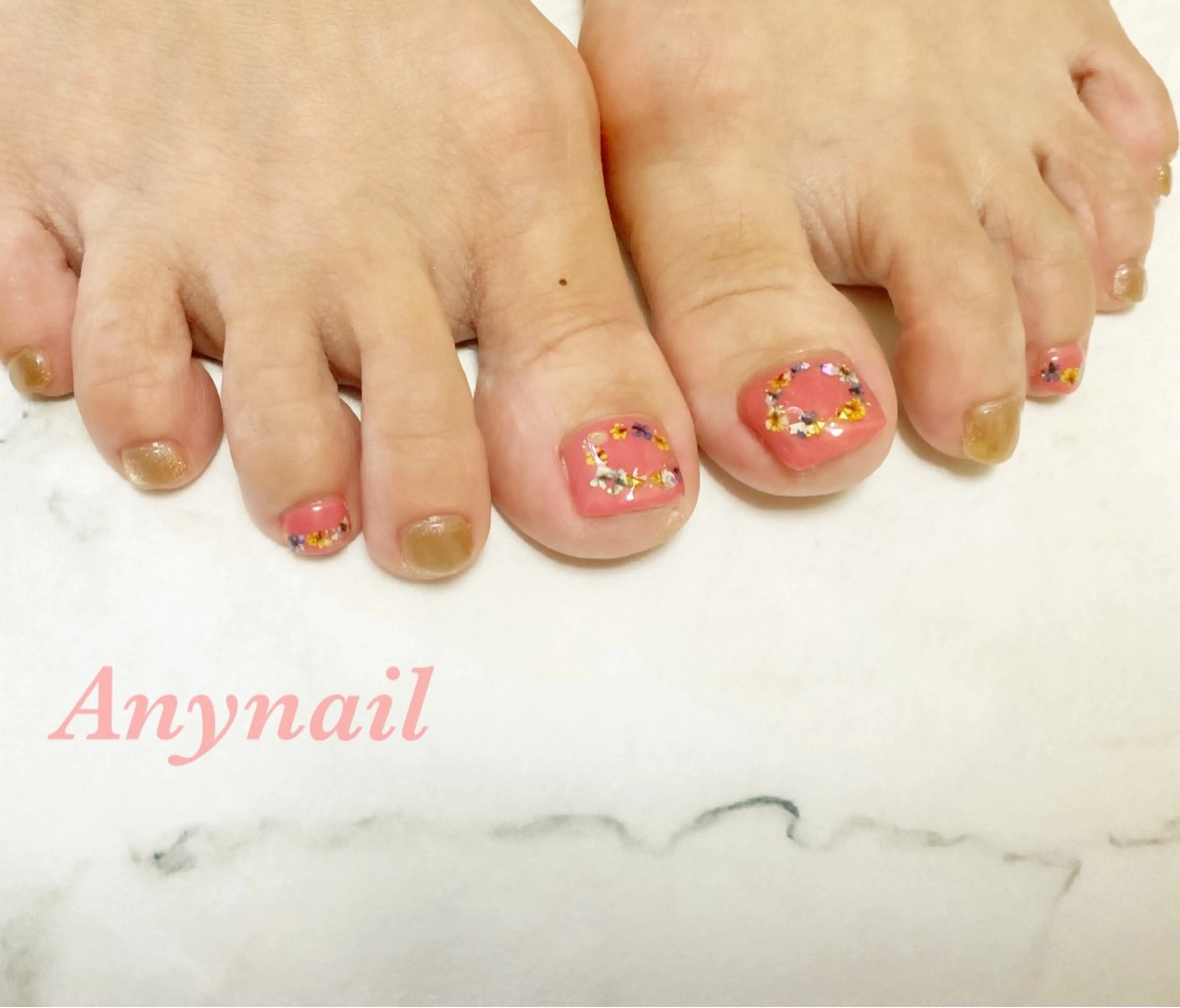 ネイル ブルー フラワーネイル フットネイル マグネットネイル 岩澤 恵子のネイルデザイン