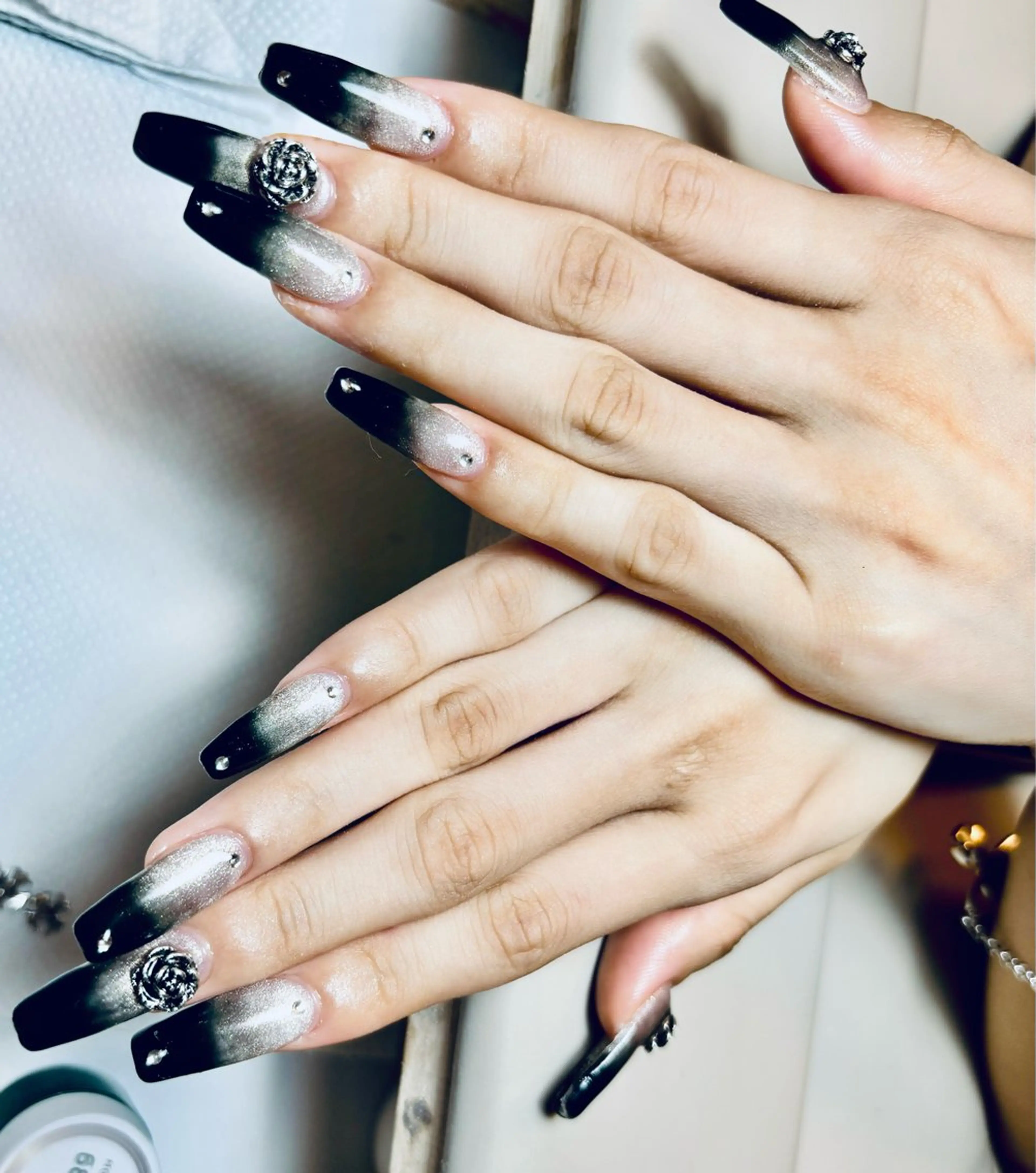 ネイル H3 Nail Tsuki🦋💙のネイルデザイン