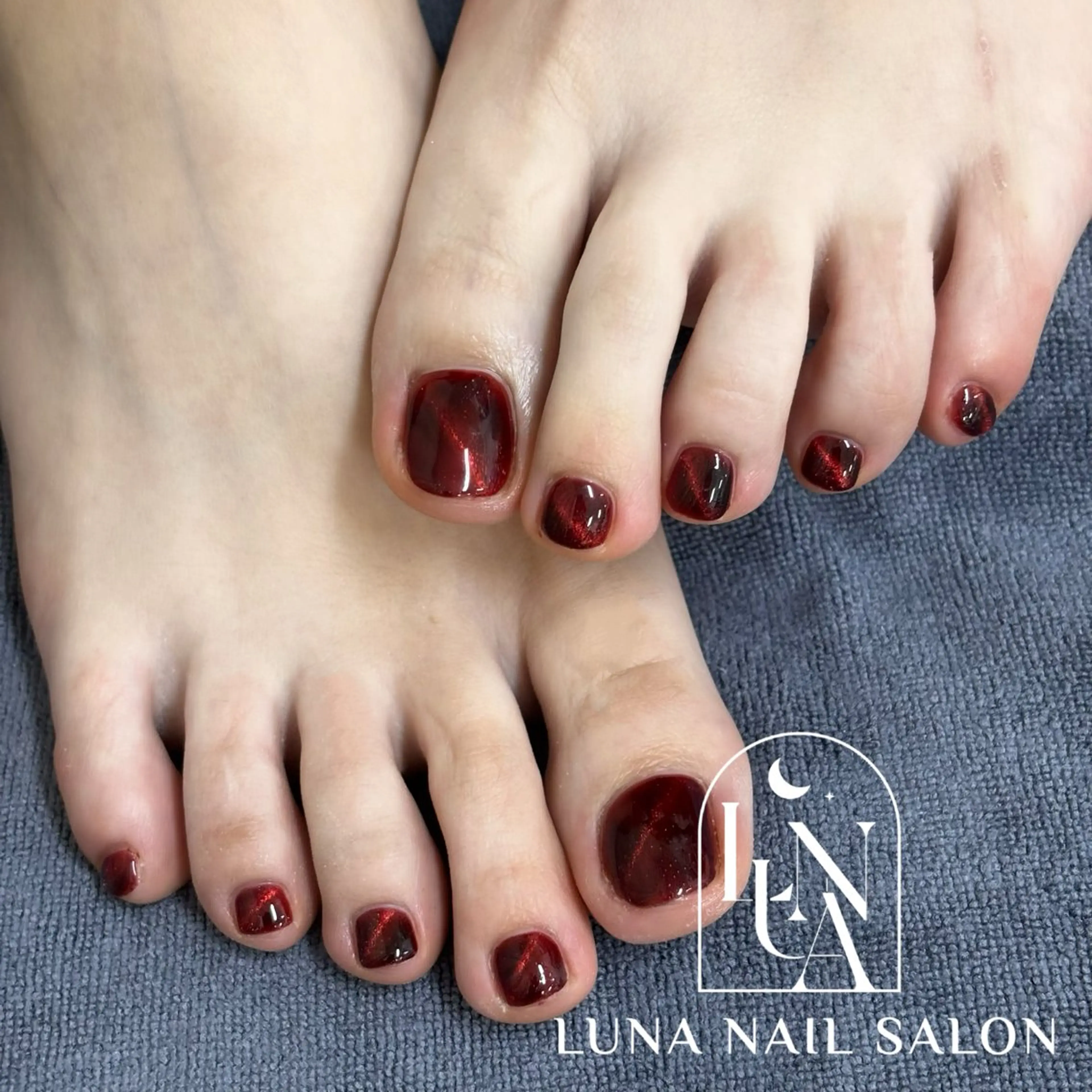 ネイル ハンドネイル フットネイル LUNA Nail salon💕のネイルデザイン