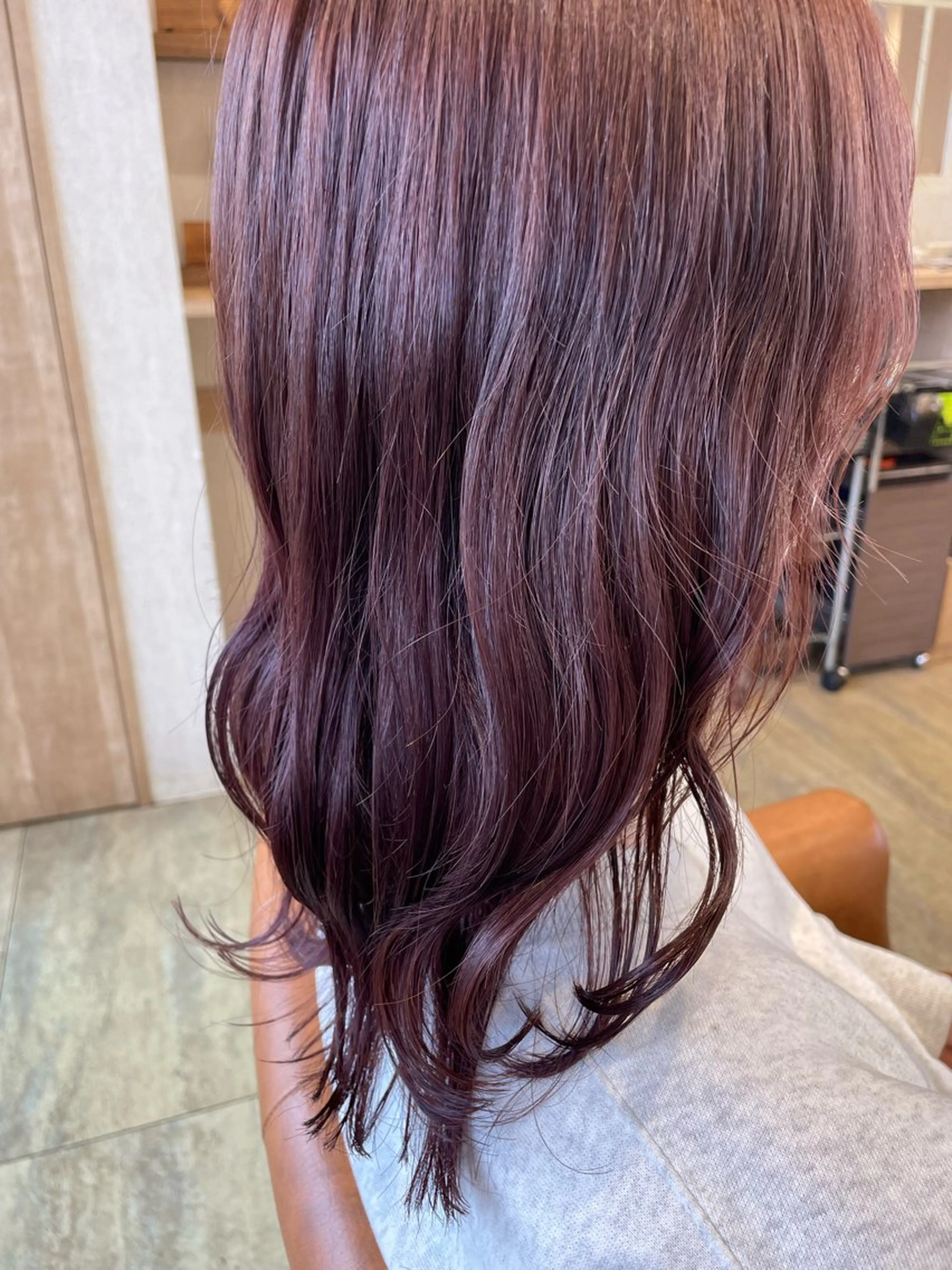 ロング カラー 上田 早恵のヘアスタイル