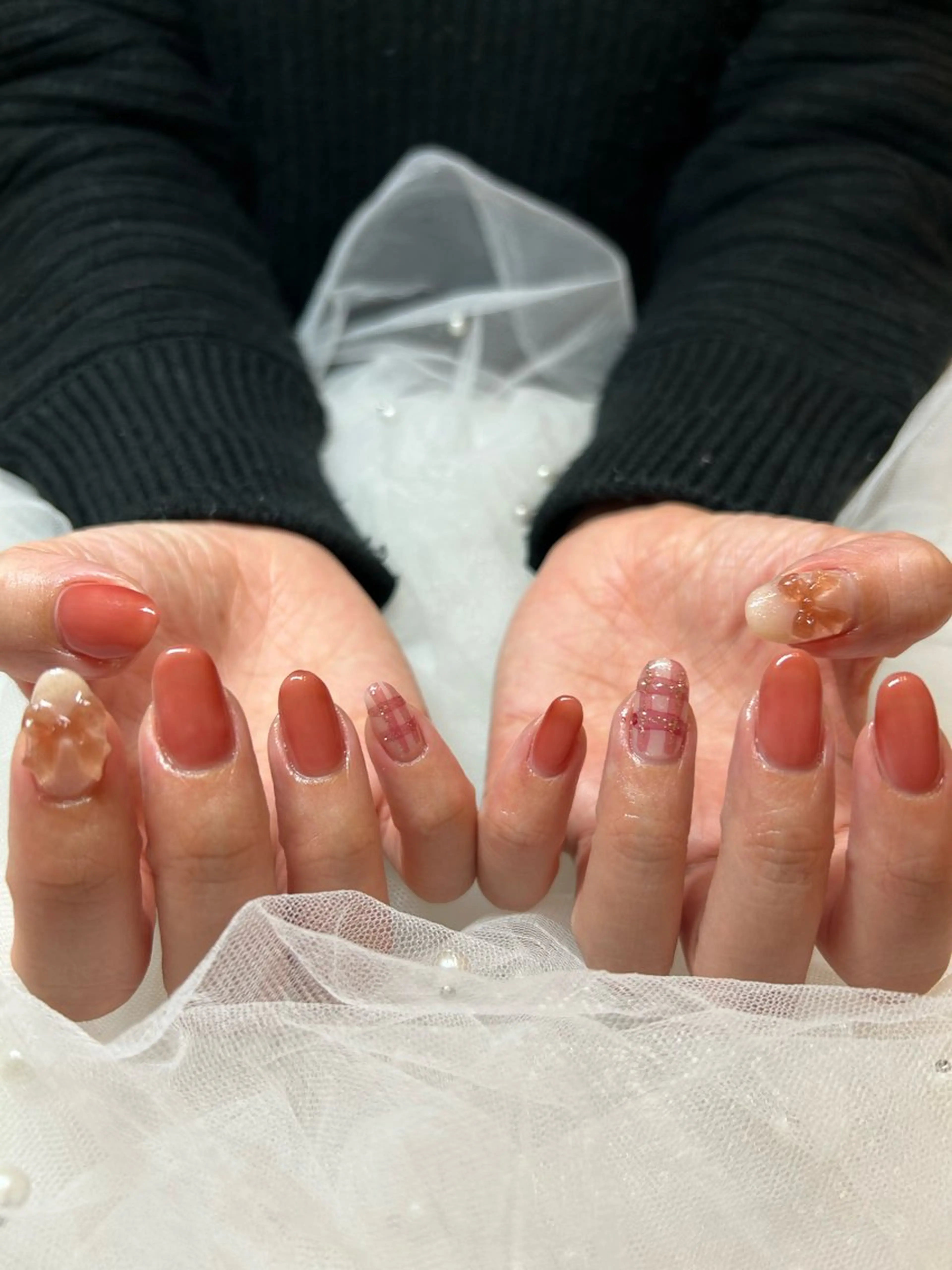 ネイル takara nail所属・takara射水高岡 マグネット韓国ポップのネイルデザイン