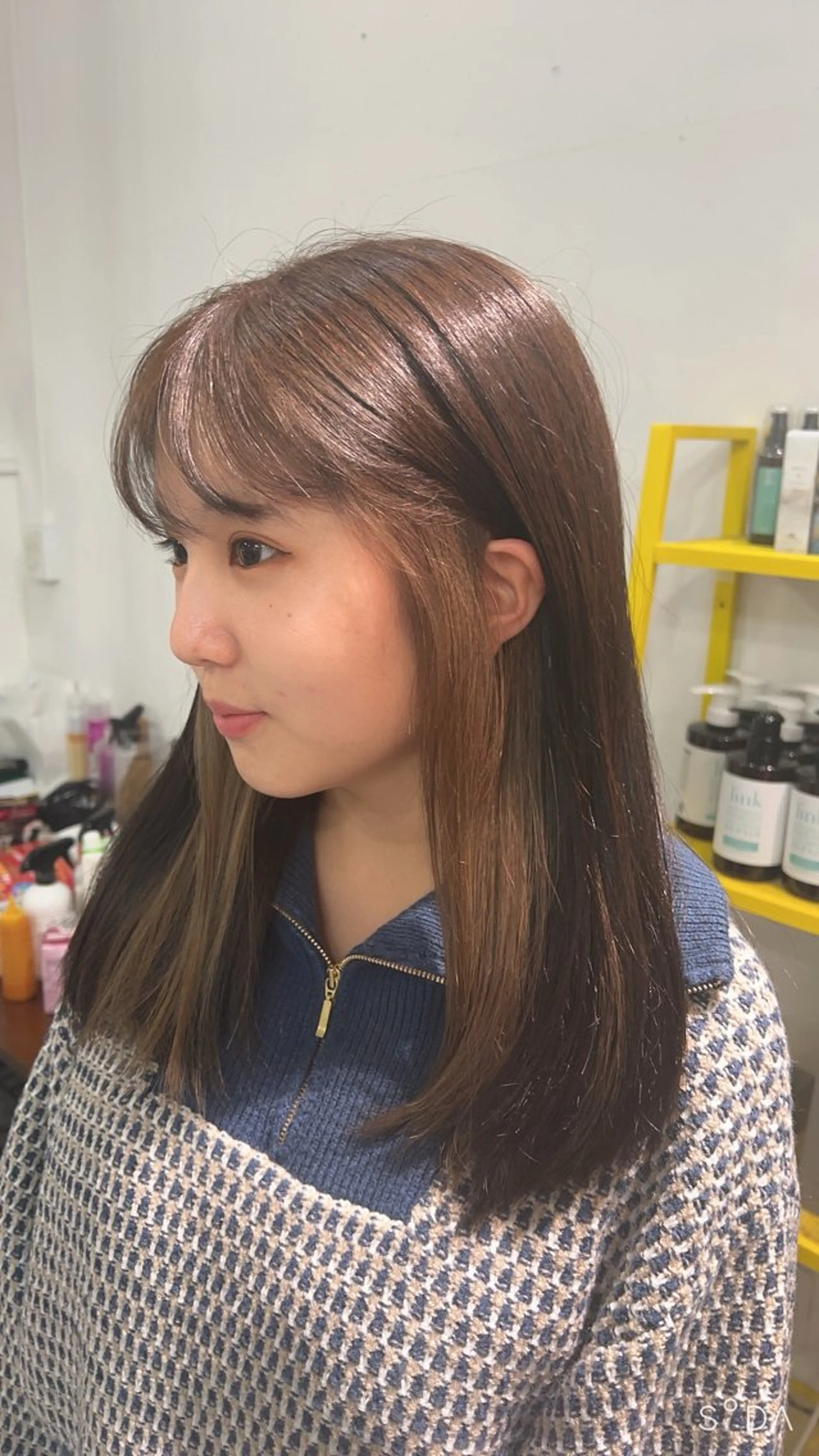 ロング カラー 🌈re-room EIKI🇰🇷のヘアスタイル