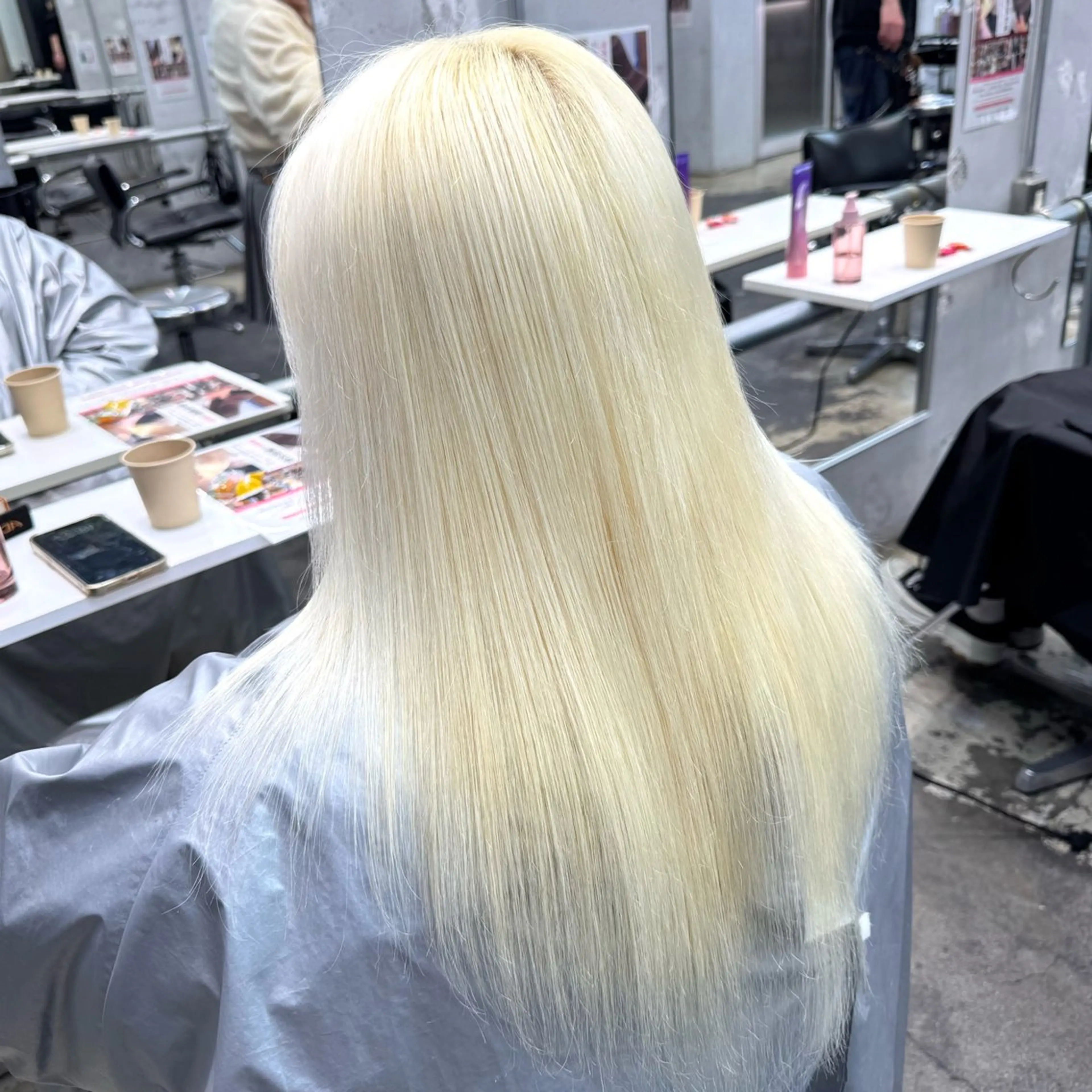 【👱🏼‍♀️💛ブロンドにしたい方💛👱🏼‍♀️】現在暗髪の方はこちら!!２ケアブリーチ➕CMCトリートメントの写真