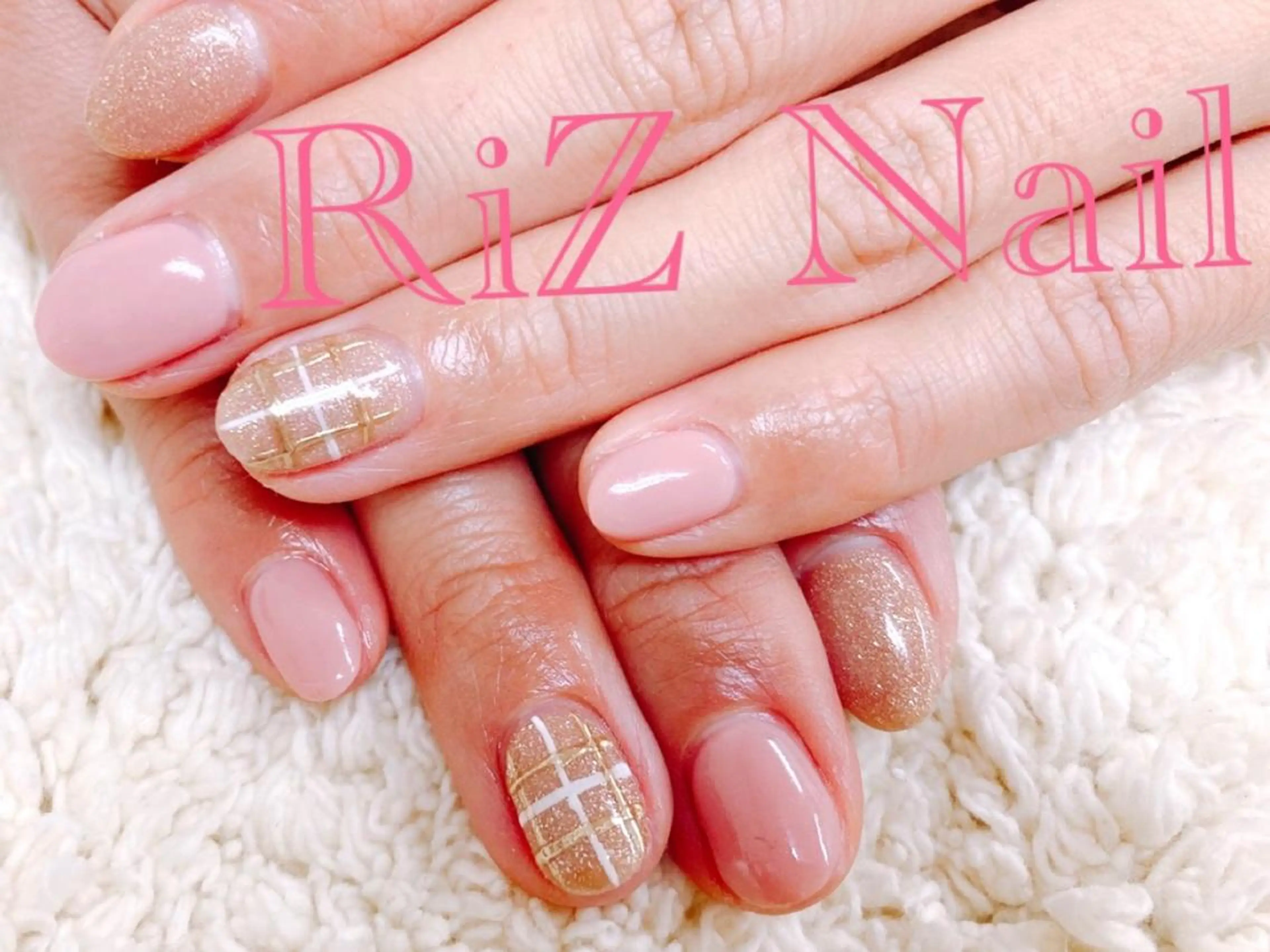 ネイル ミラーネイル シンプルネイル RiZ nail salonのネイルデザイン
