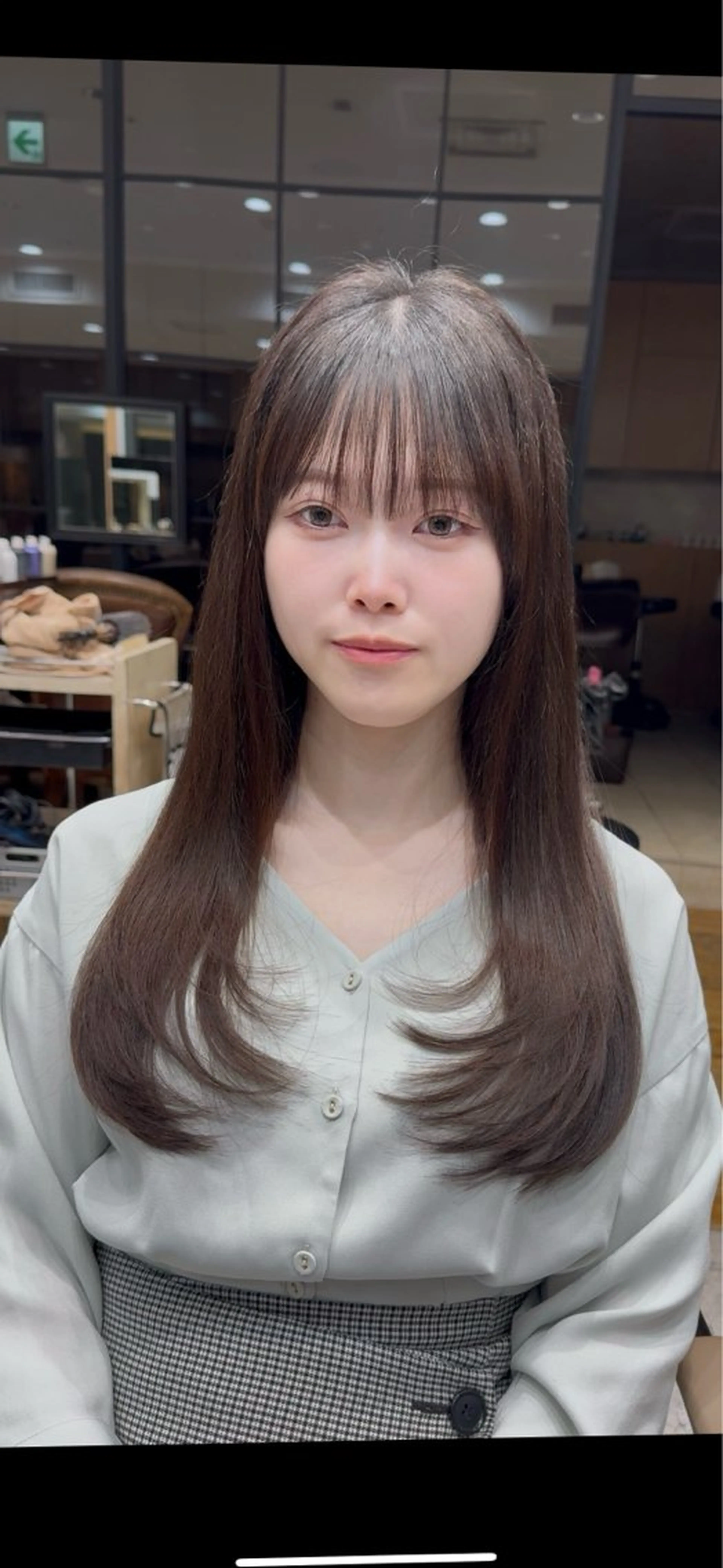 ロング カット トリートメント 新宿/レイヤー 顔周りカット溝手優太のヘアスタイル