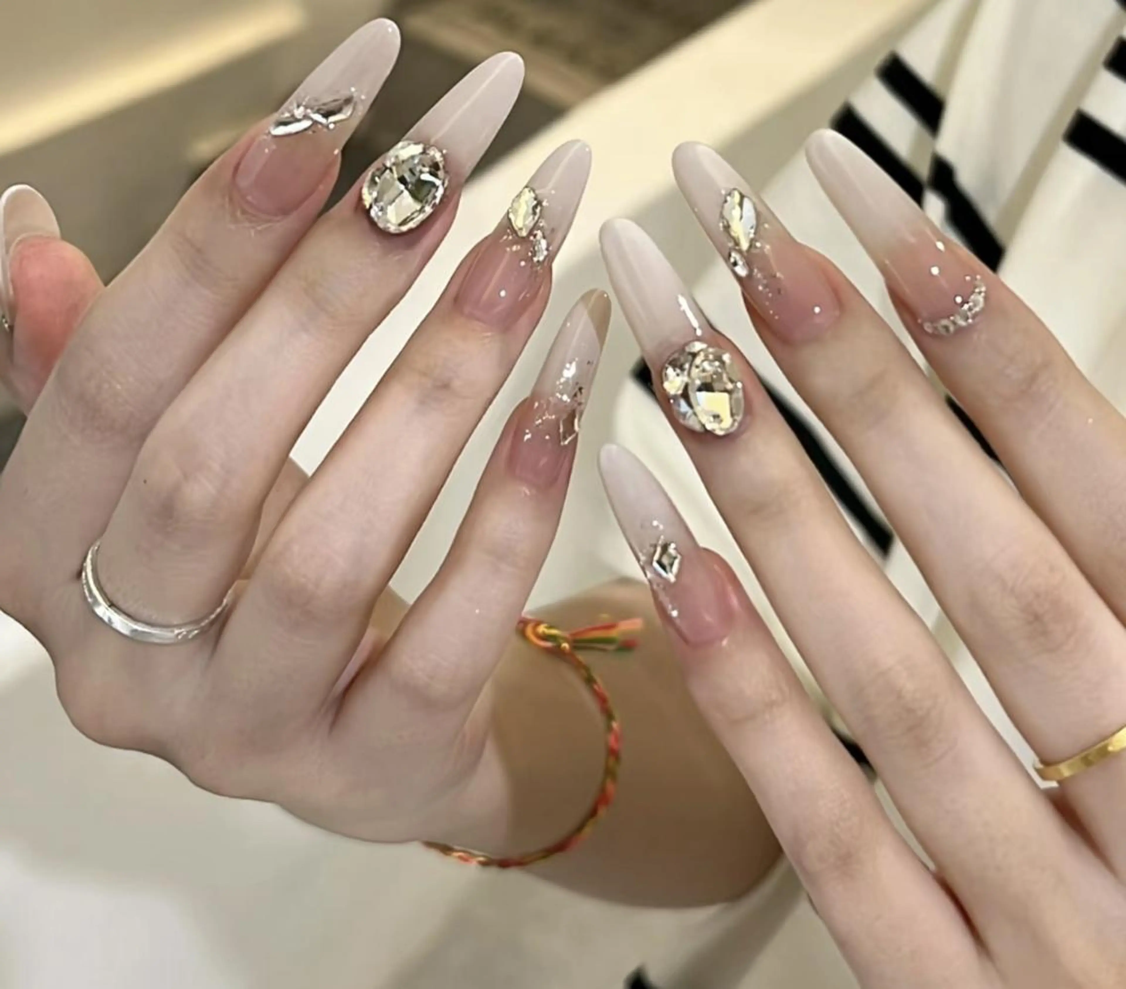 ネイル ハンドネイル Pure&Rich Nailのネイルデザイン